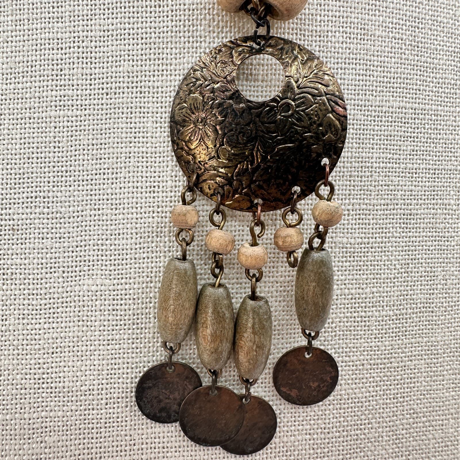 Vintage 90s Wood Bead Tassel Pendant Bronze Tone Necklace Earthy Boho Jewelry - Thumbnail 3