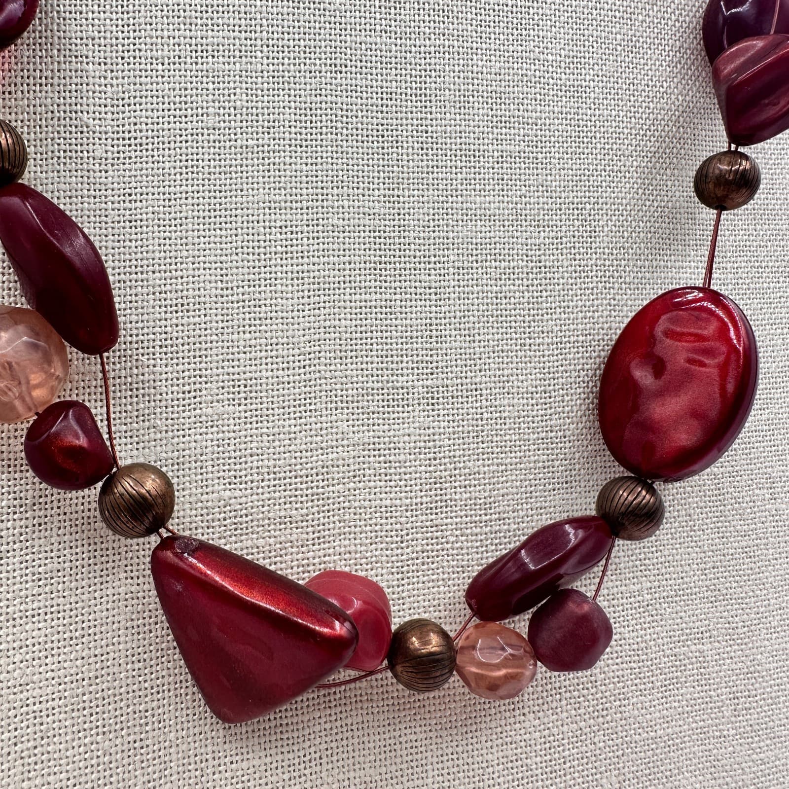 Vintage 90s Red Burgundy Beaded Necklace Boho Classic Women's Fashion Jewelry - Thumbnail 4