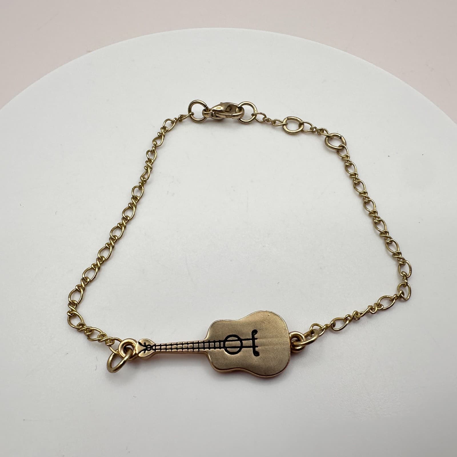 Vintage 90s Gold Tone Acoustic Guitar Charm Bracelet Music Lover Musican Jewelry - Thumbnail 2