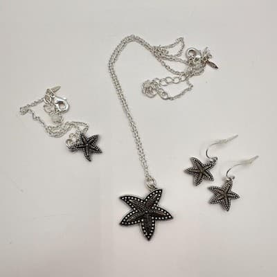 Vintage 90s Silver Tone Starfish Necklace Earrings Bracelet Set Beach Coastal - Thumbnail 3
