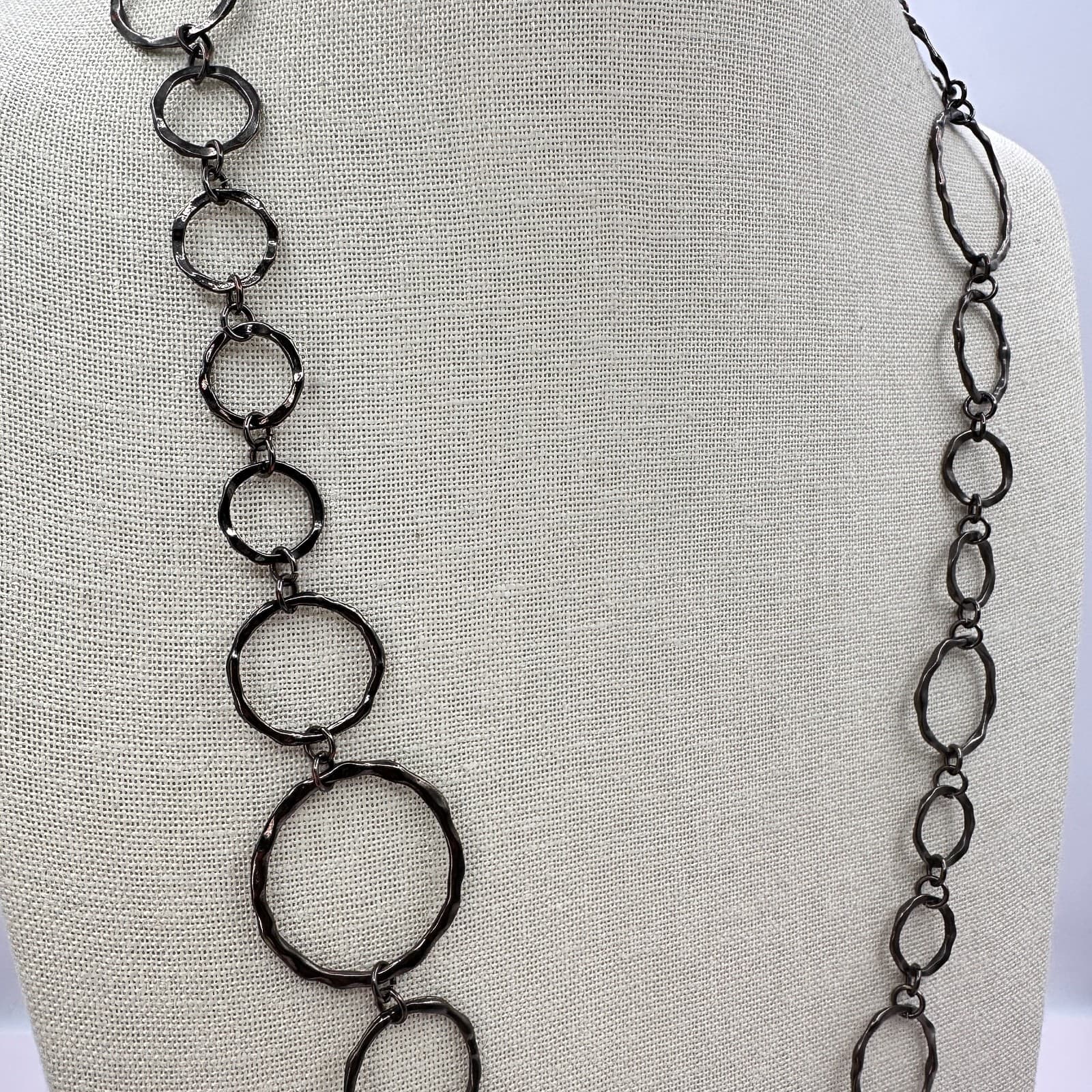 Vintage 90s Gunmetal Gray Hammered Multi Circle Link Statement Necklace Boho - Thumbnail 6