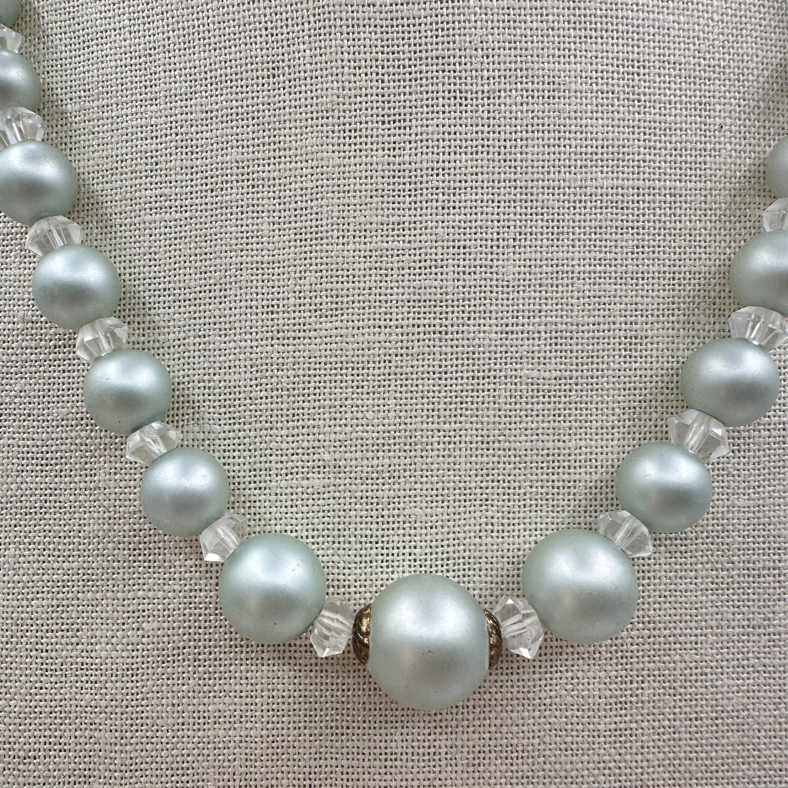Vintage 90s Avon Gold Tone Faux Pearl Beaded Necklace Women's Classic Jewelry - Thumbnail 2