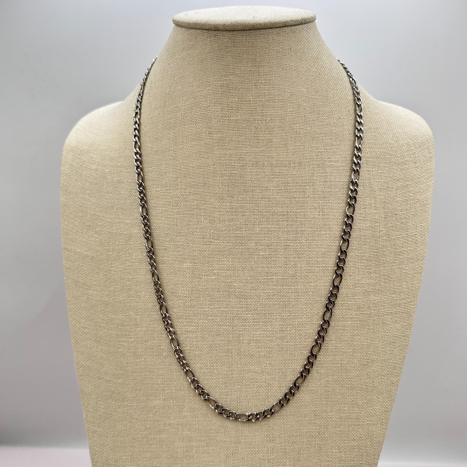 Vintage 90s Silver Tone Figaro Link Chain Necklace Unisex Fashion Jewelry - Thumbnail 8