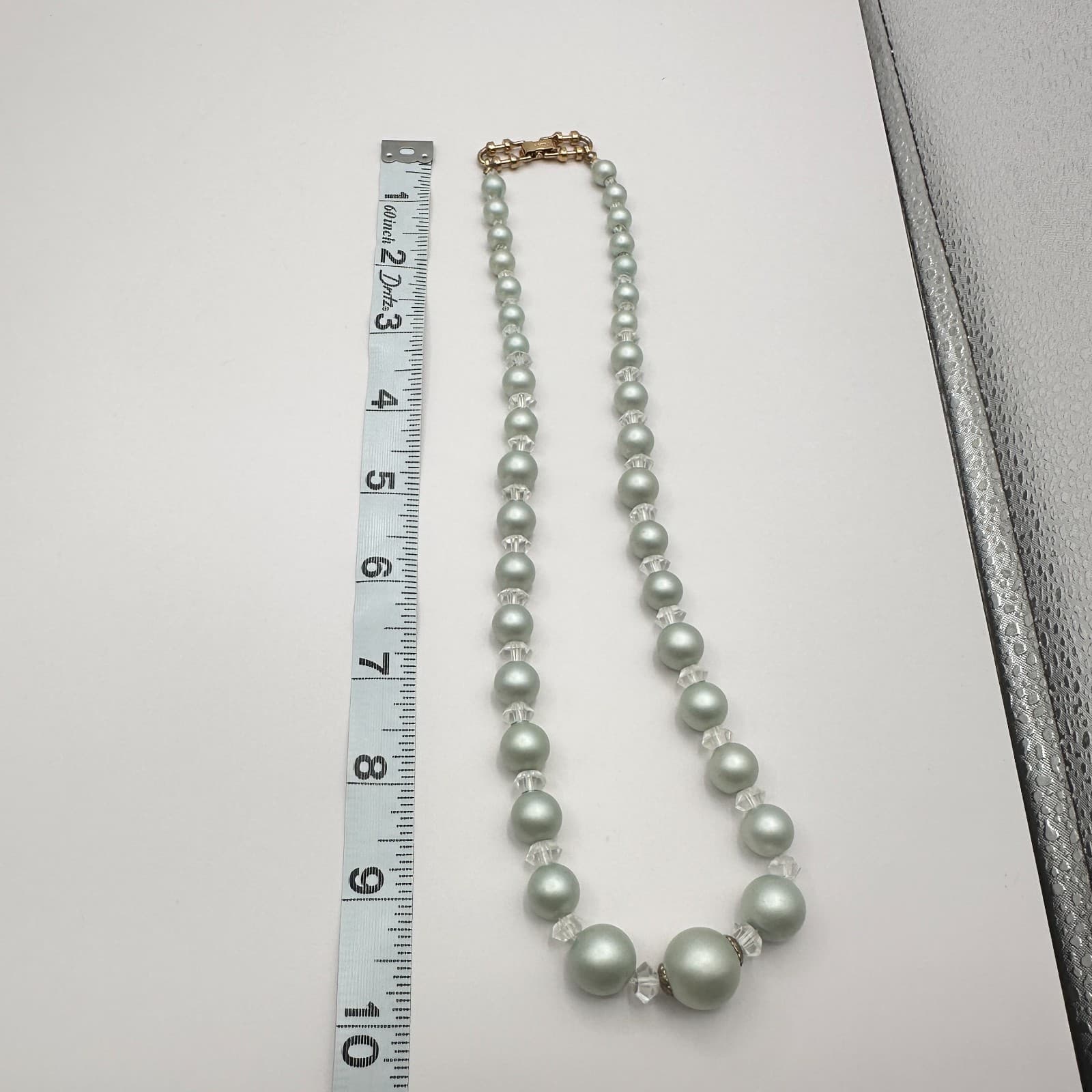 Vintage 90s Avon Gold Tone Faux Pearl Beaded Necklace Women's Classic Jewelry - Thumbnail 8