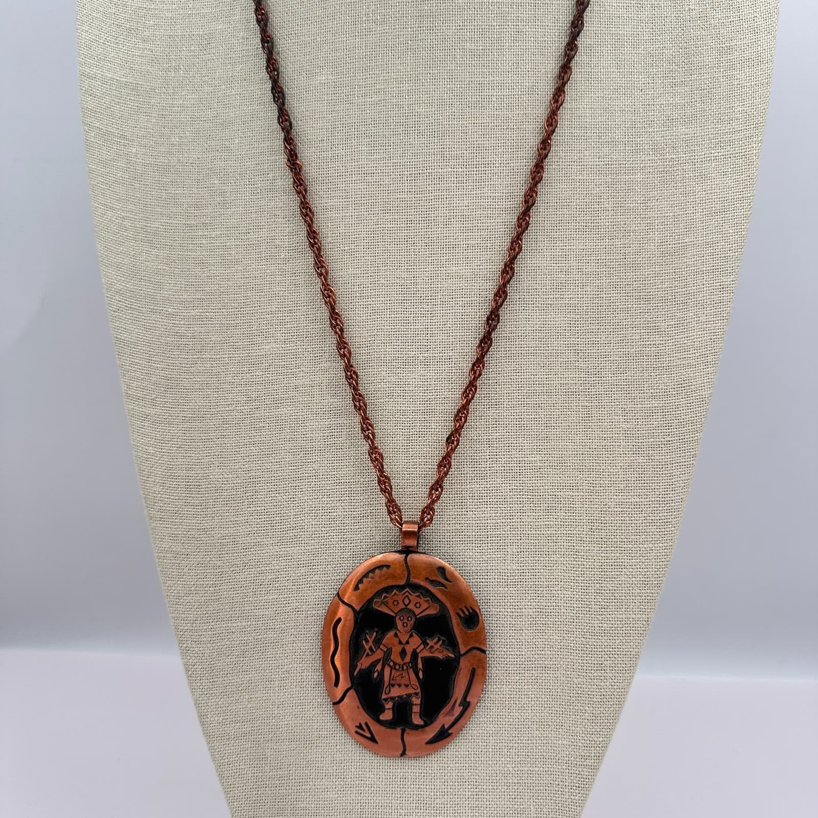 Vintage 90s Copper Tone Pendant Necklace Kachina Figure Etched Tribal Jewelry - Thumbnail 3