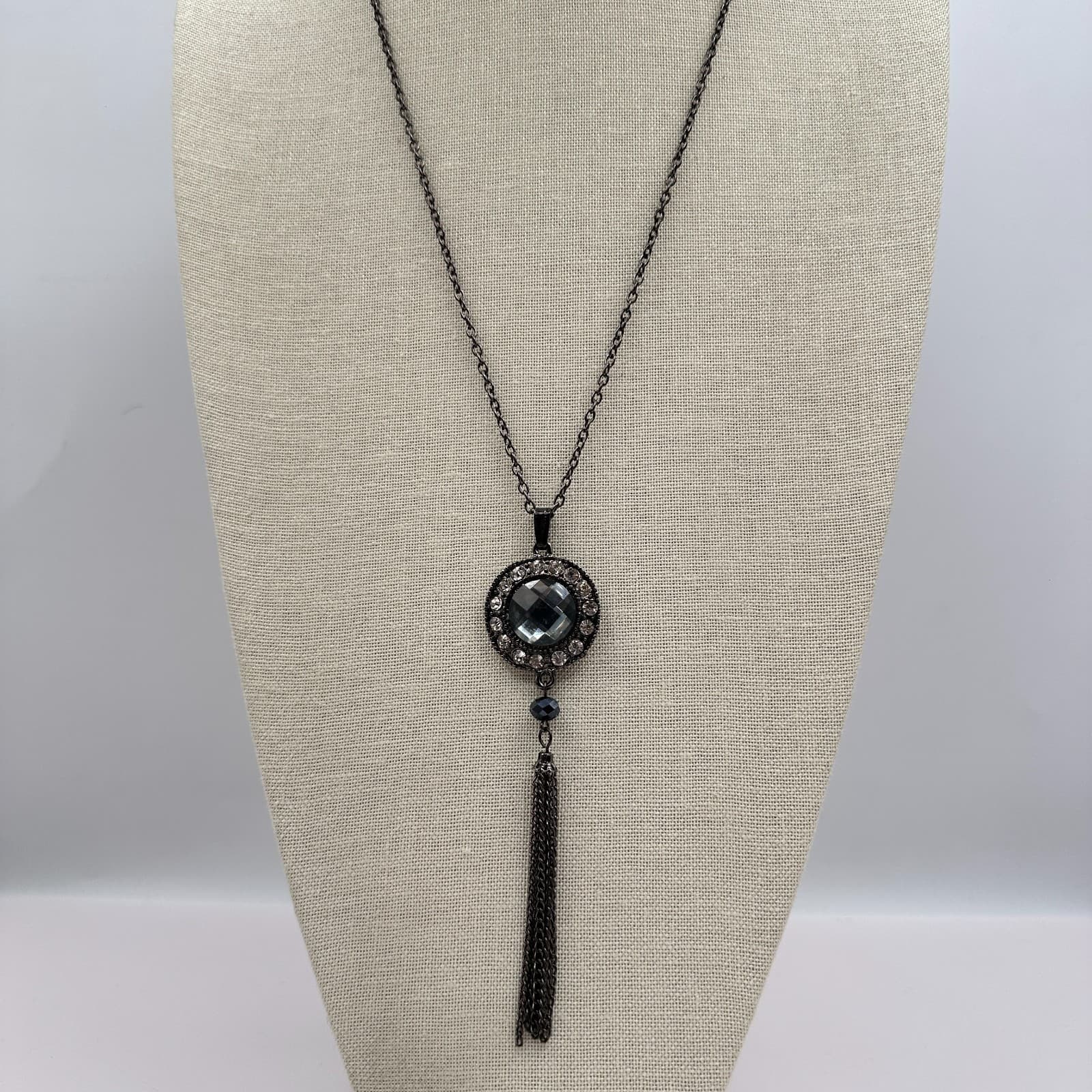 Vintage Y2K Gunmetal Tone Tassel Pendant Necklace Statement Women's Jewelry - Thumbnail 2
