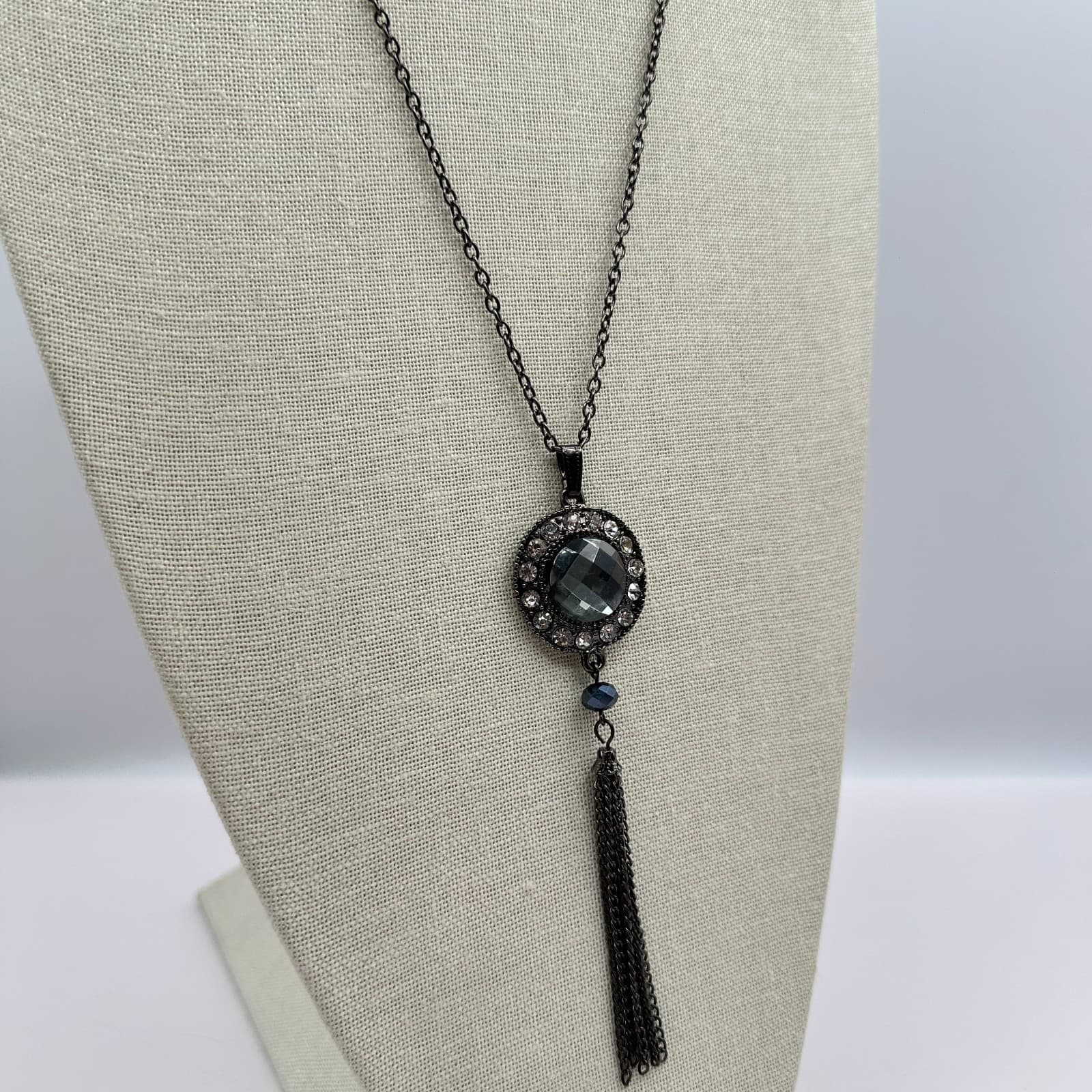 Vintage Y2K Gunmetal Tone Tassel Pendant Necklace Statement Women's Jewelry - Thumbnail 7