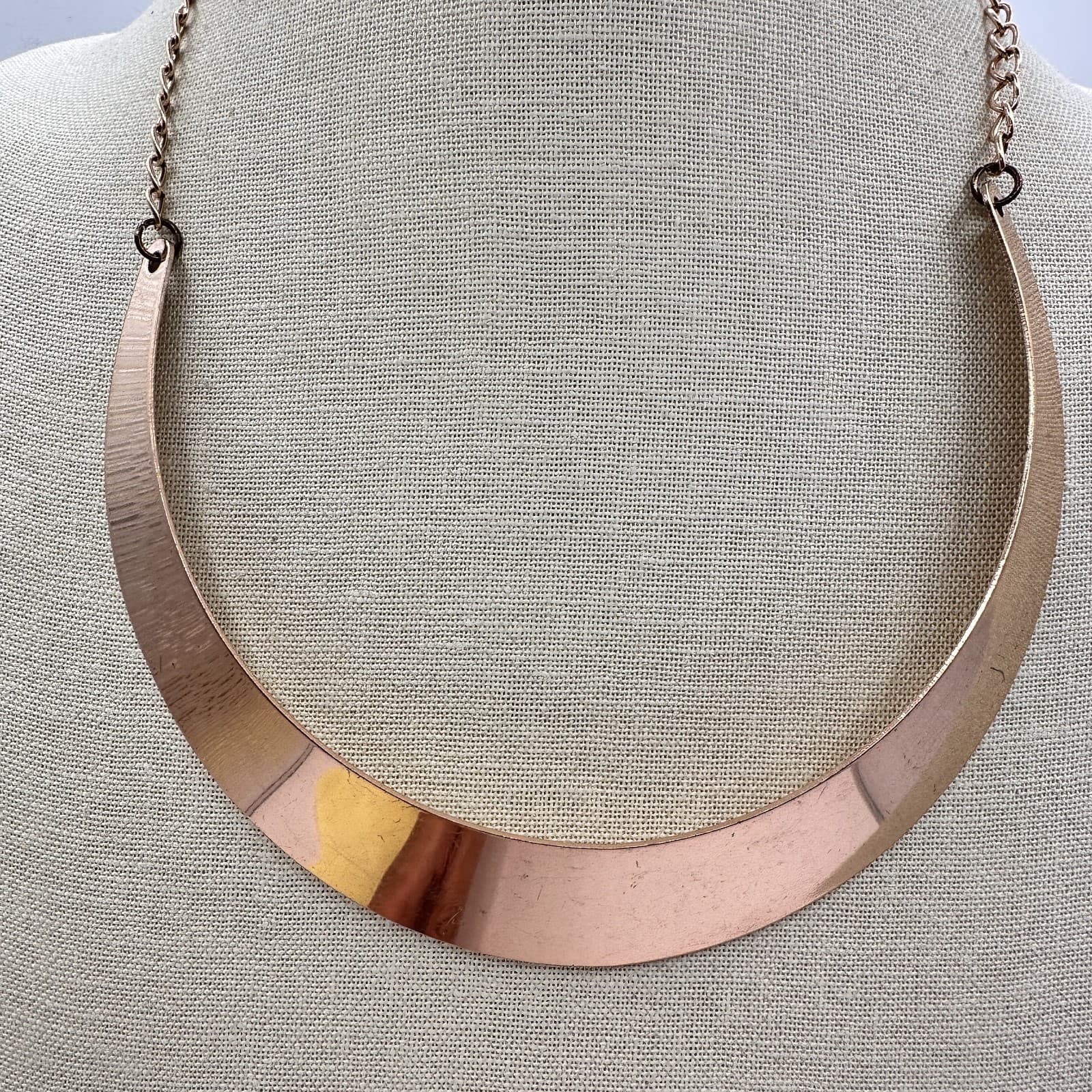 Vintage 90s Gold Tone Crescent Collar Necklace Statement Women's Jewelry - Thumbnail 3