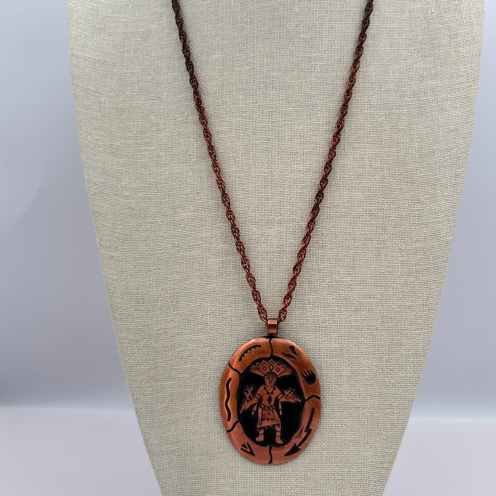 Vintage 90s Copper Tone Pendant Necklace Kachina Figure Etched Tribal Jewelry - Thumbnail 6