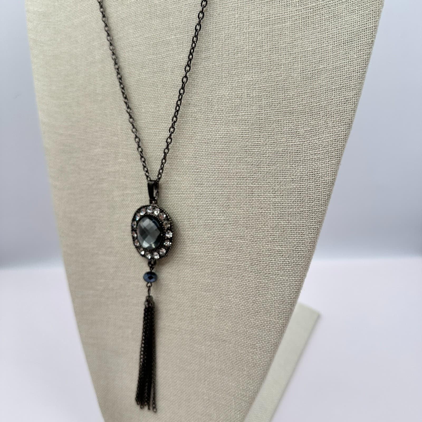 Vintage Y2K Gunmetal Tone Tassel Pendant Necklace Statement Women's Jewelry - Thumbnail 8