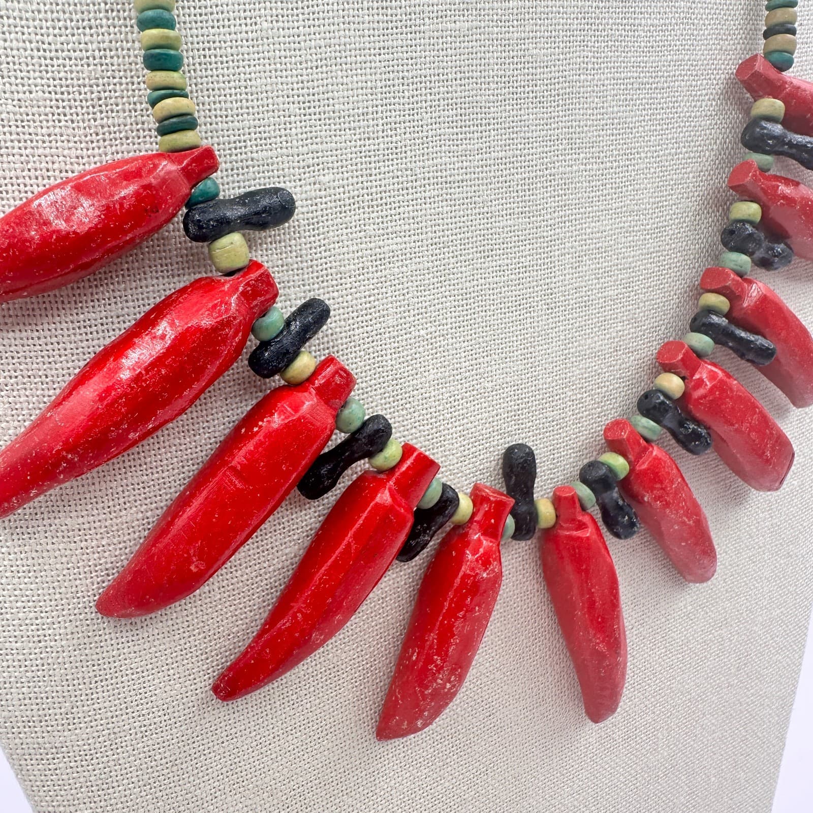 Vintage 90s Silver Tone Red Chili Pepper Wooden Beaded Necklace Women's Jewelry - Thumbnail 5