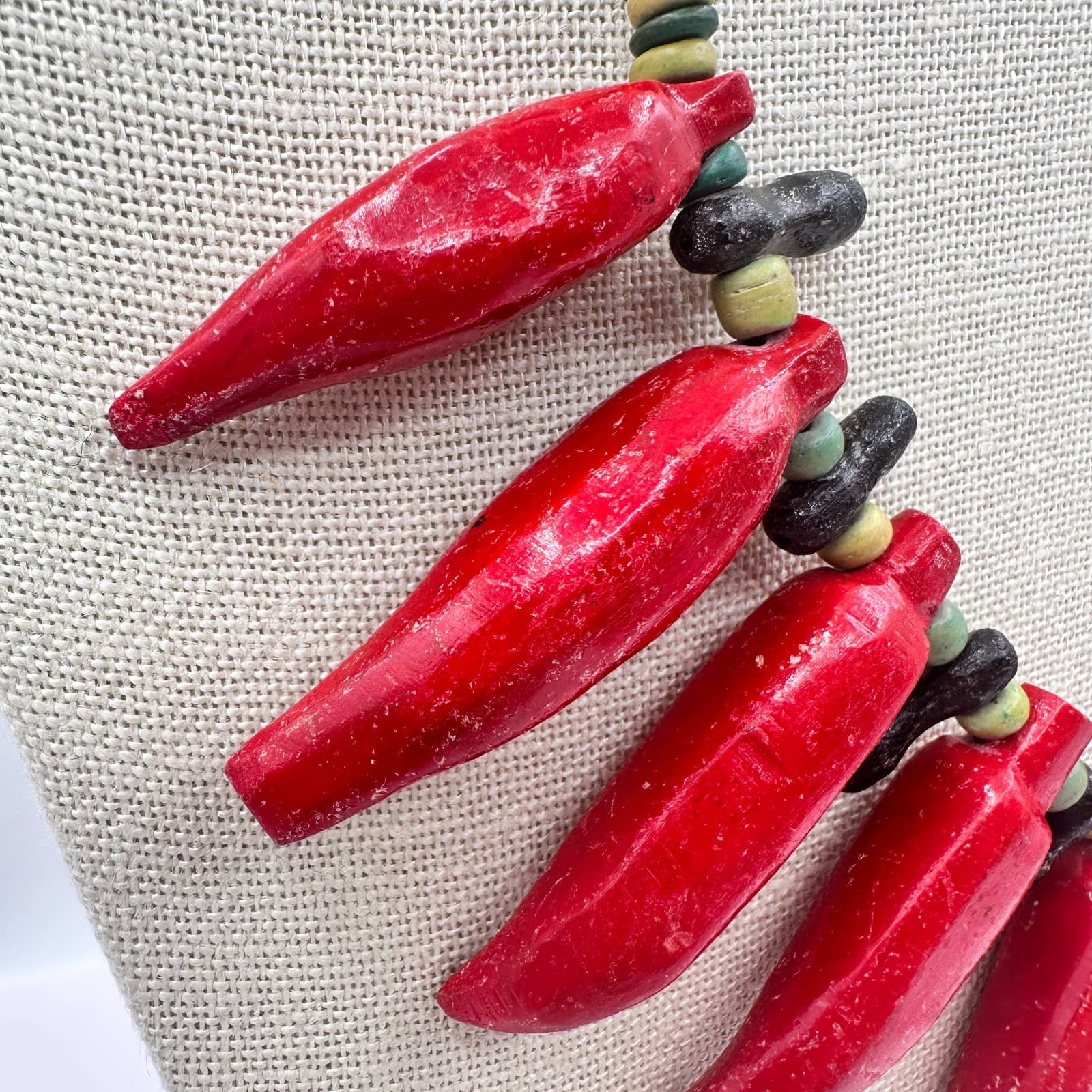 Vintage 90s Silver Tone Red Chili Pepper Wooden Beaded Necklace Women's Jewelry - Thumbnail 4