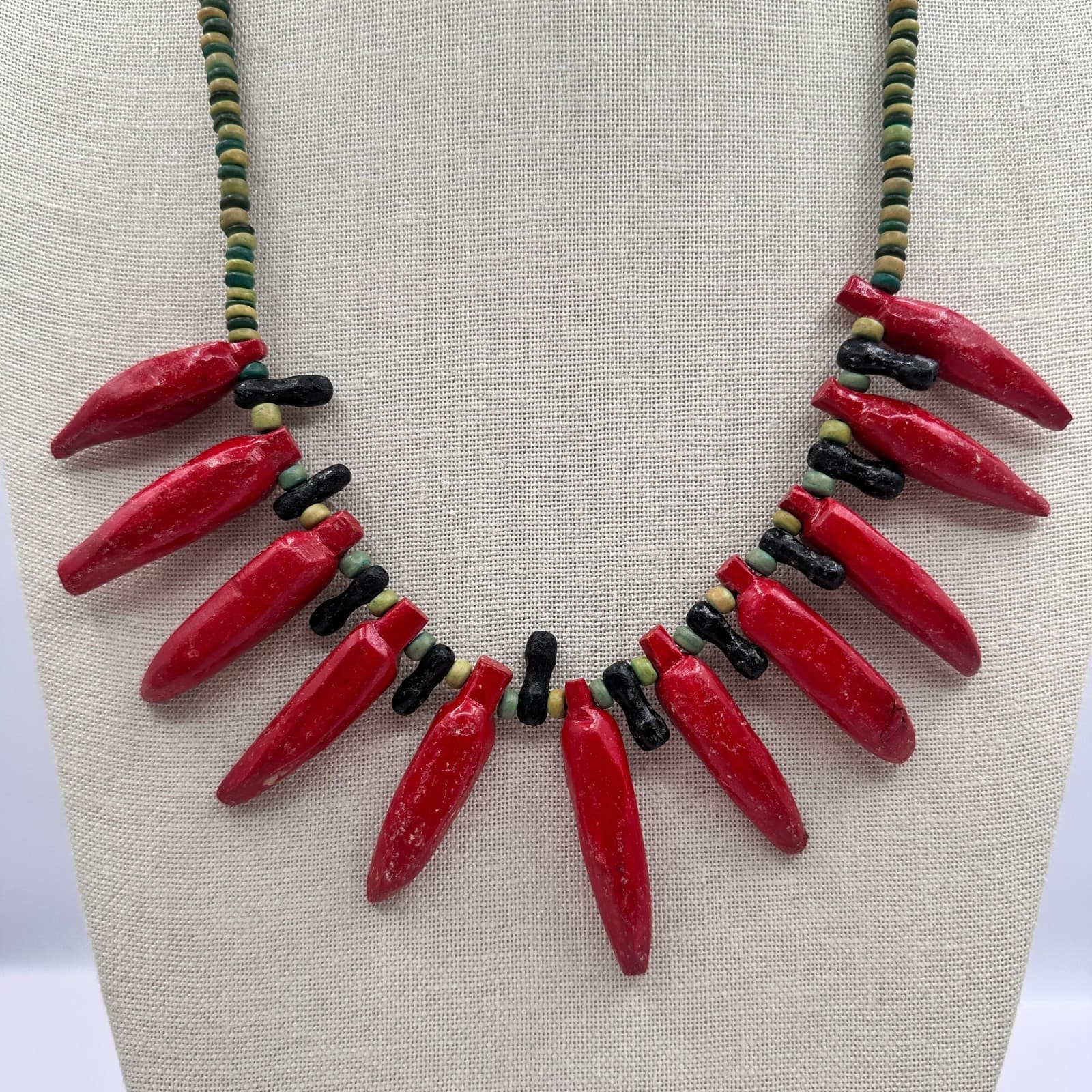 Vintage 90s Silver Tone Red Chili Pepper Wooden Beaded Necklace Women's Jewelry - Thumbnail 3