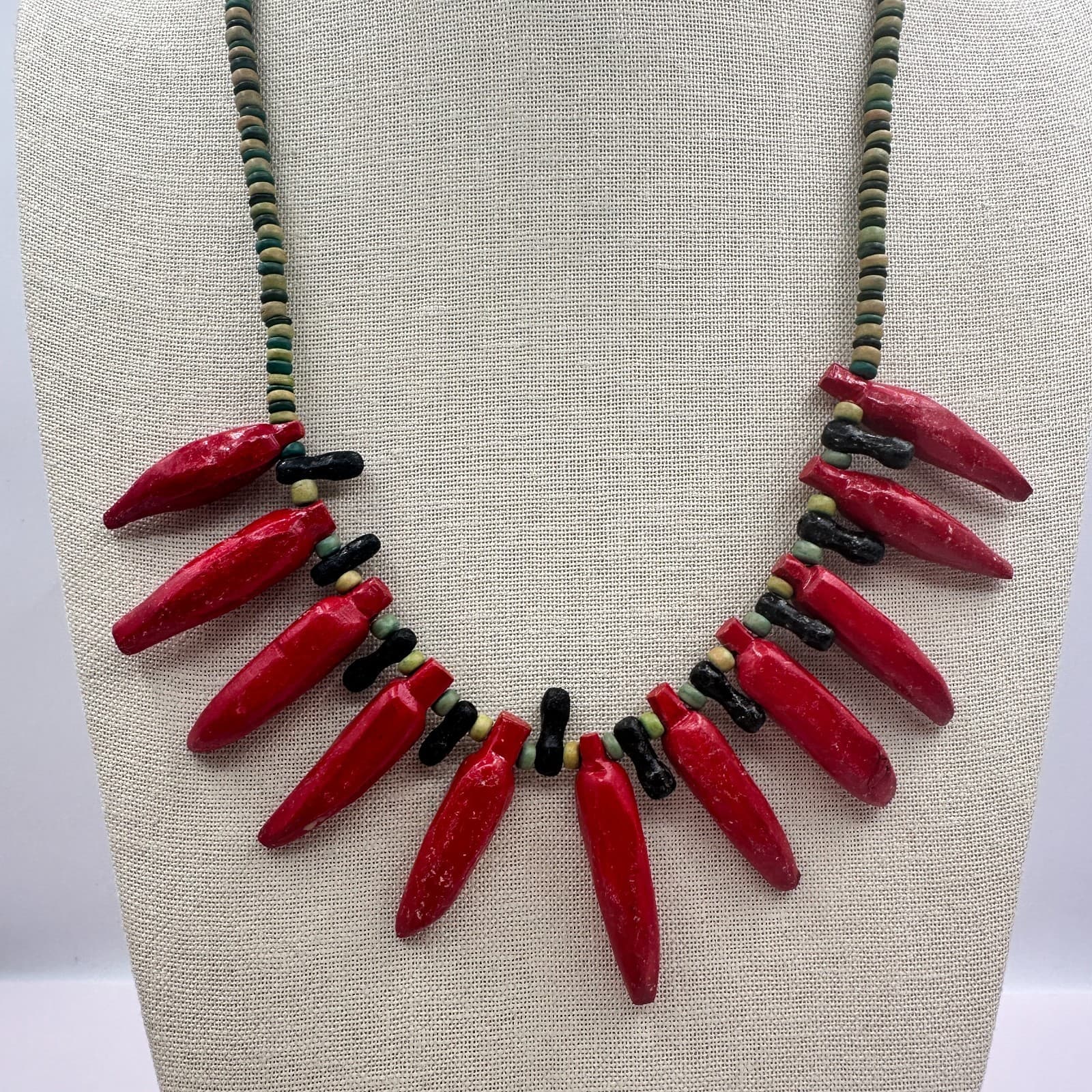 Vintage 90s Silver Tone Red Chili Pepper Wooden Beaded Necklace Women's Jewelry - Thumbnail 2