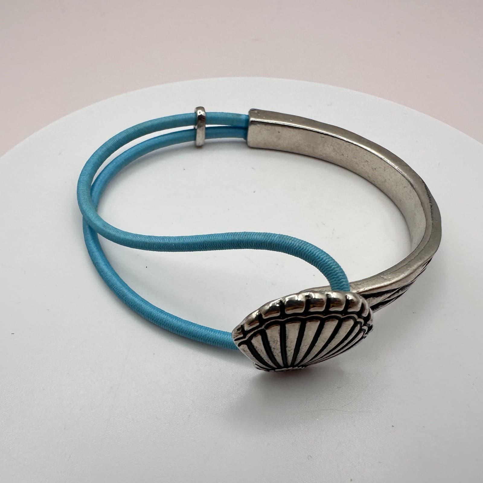 Vintage Y2K Silver Tone Shell Blue Cord Bracelet Women's Classic Fashion Jewelry - Thumbnail 4