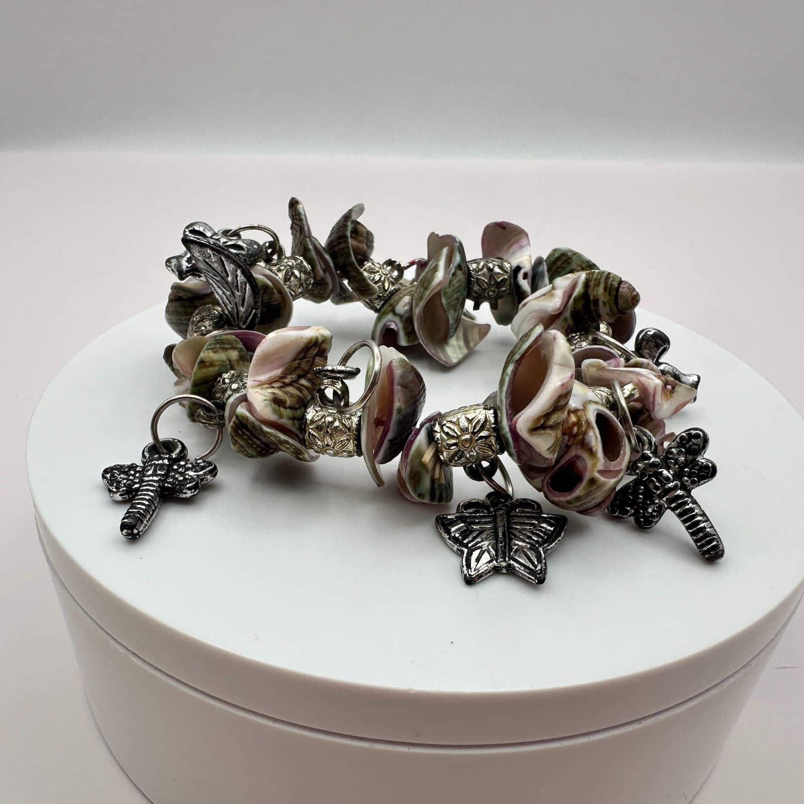 Vintage 90s Boho Shell Silver Tone Charm Bracelet Statement Women's Jewelry - Thumbnail 2