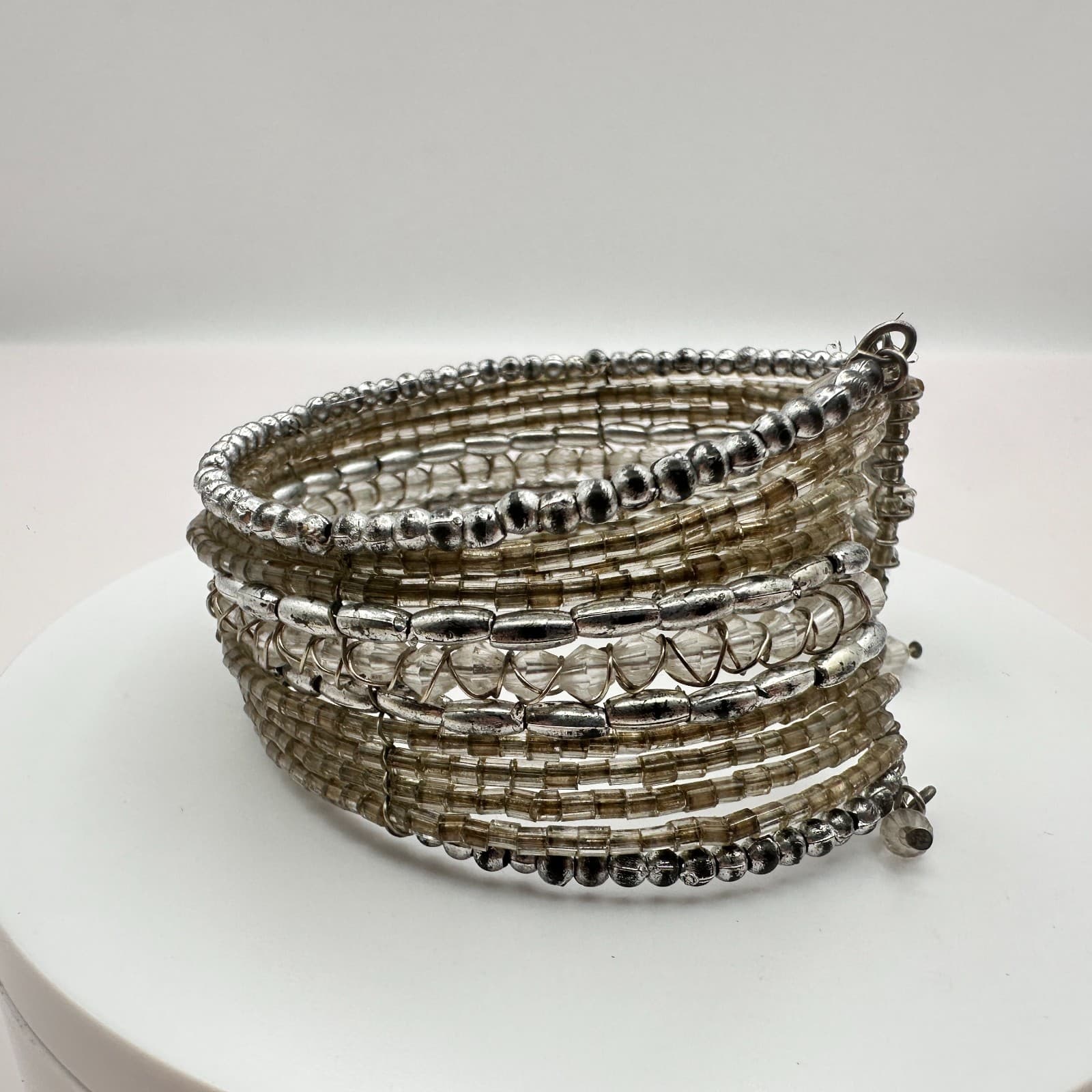 Vintage 90s Silver Tone Beaded Memory Wire Cuff Bracelet Women's Classic Jewelry