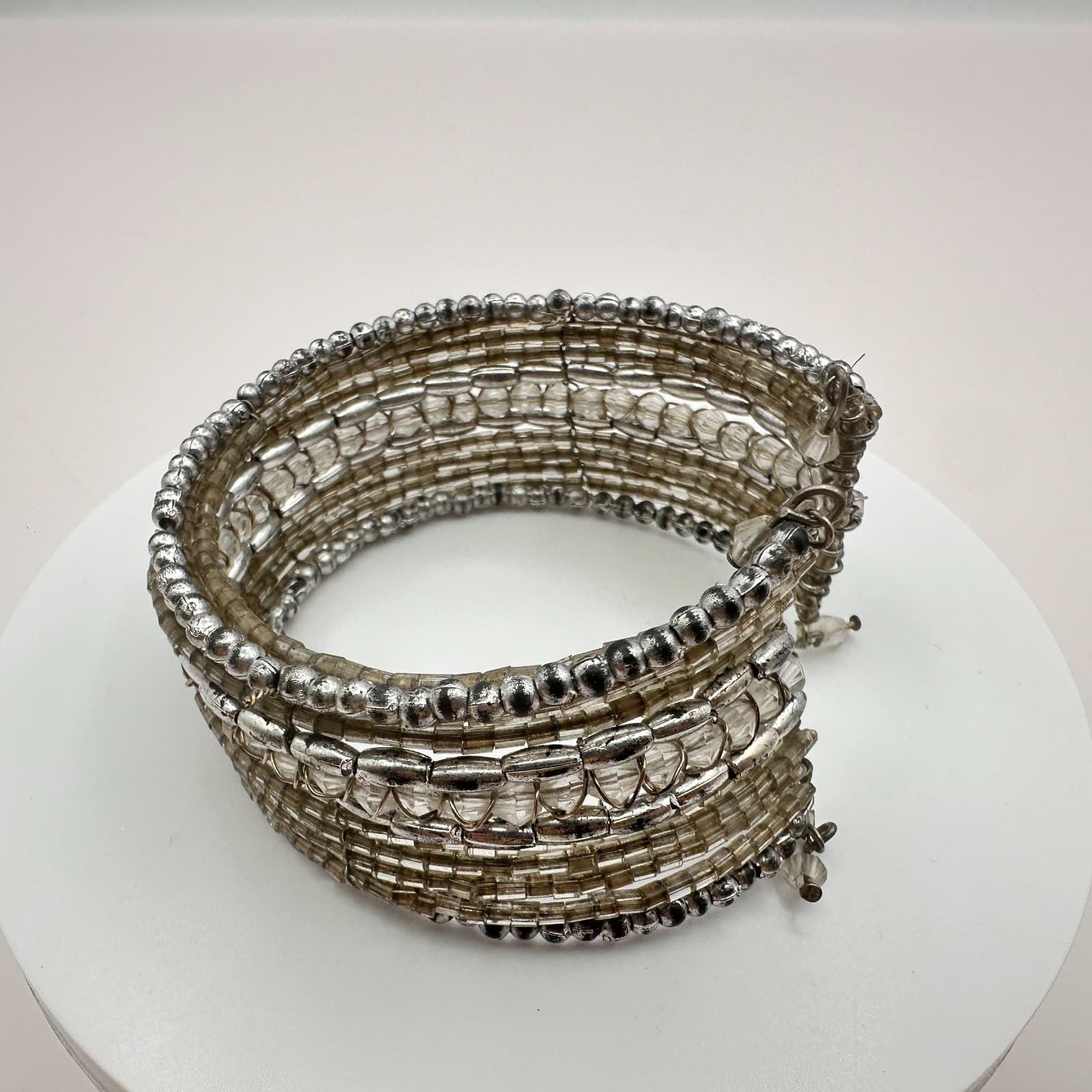 Vintage 90s Silver Tone Beaded Memory Wire Cuff Bracelet Women's Classic Jewelry - Thumbnail 2