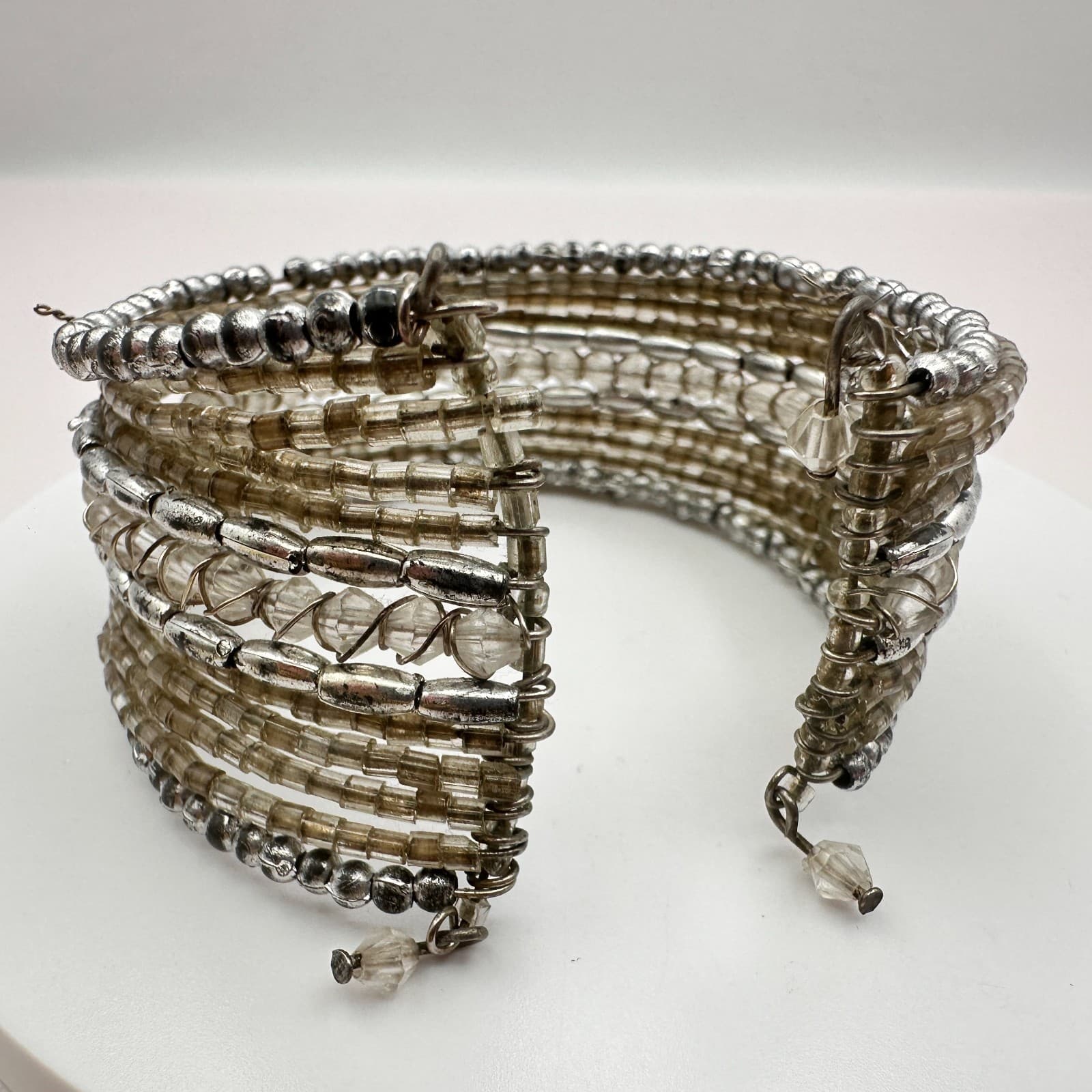 Vintage 90s Silver Tone Beaded Memory Wire Cuff Bracelet Women's Classic Jewelry - Thumbnail 3