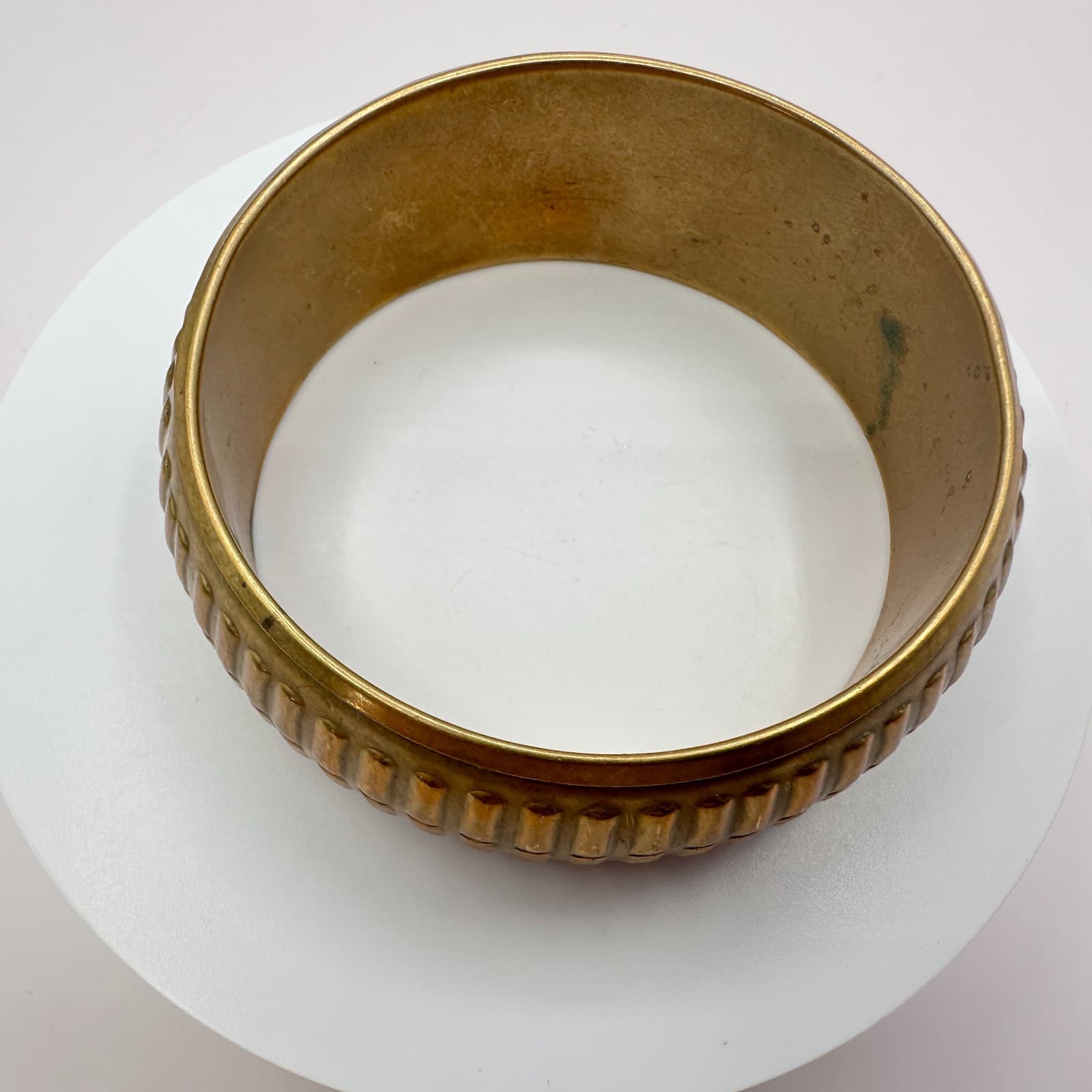 Vintage 90s Brass Tone Stacking Ribbed Bangle Statement Women's Classic Jewelry - Thumbnail 6