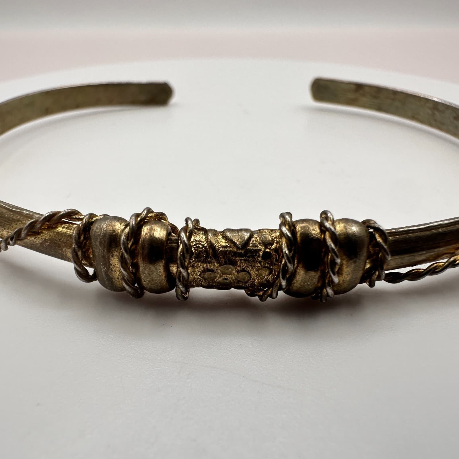 Vintage Y2K Twisted Wire Wrapped Bracelet Retro Women's Classic Fashion Jewelry - Thumbnail 4