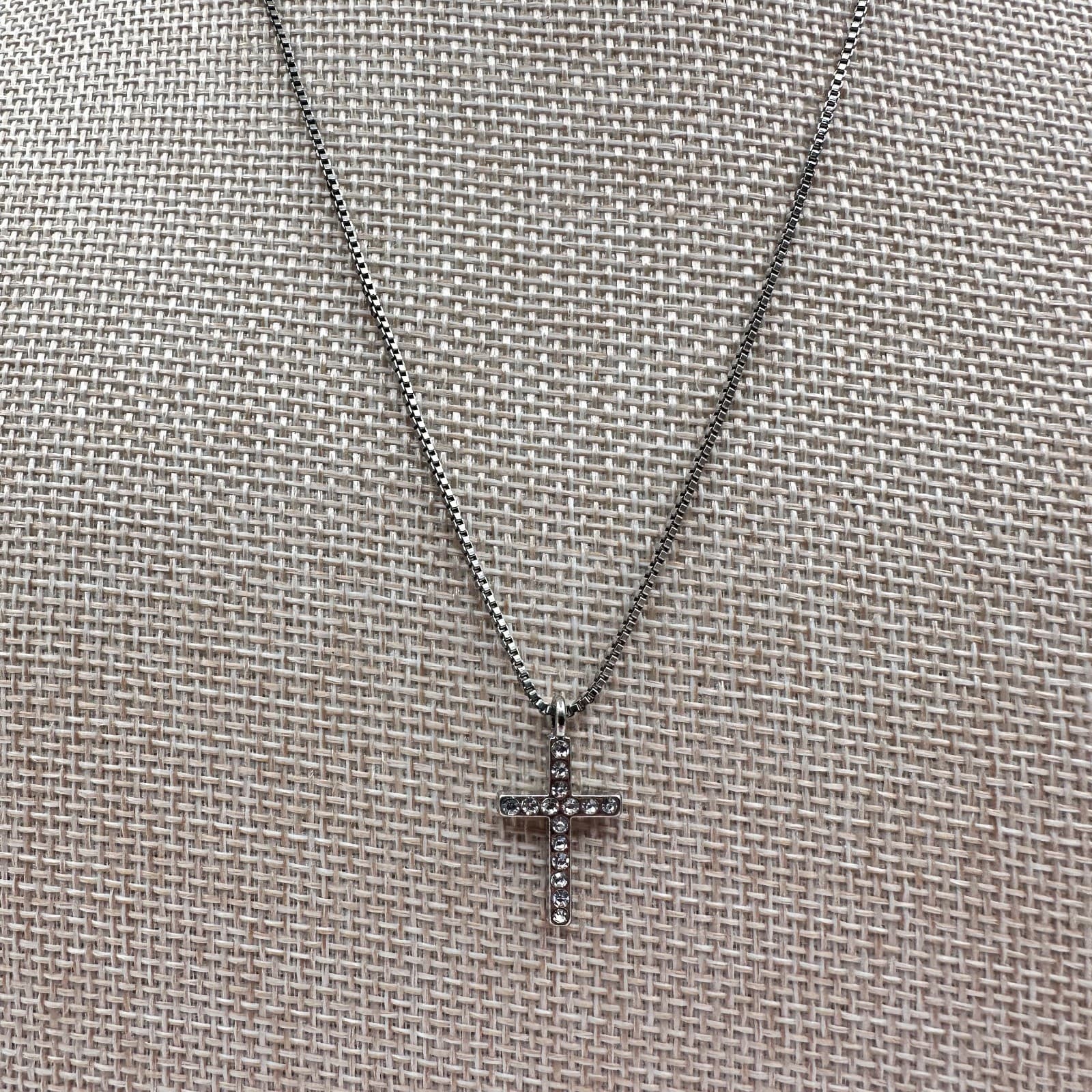 Vintage Y2K Silver Tone Clear Rhinestone Cross Pendant Necklace Women's Jewelry - Thumbnail 3
