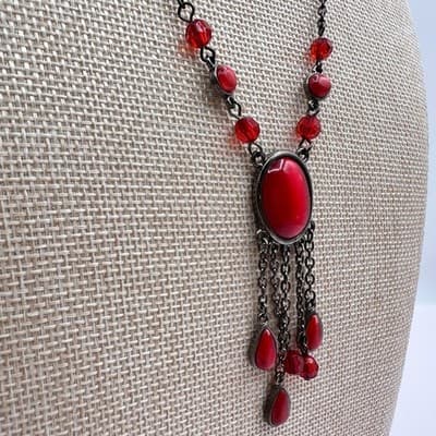 Vintage Y2K Red Cabochon Gunmetal Tone Chain Tassel Necklace Statement Jewelry - Thumbnail 4