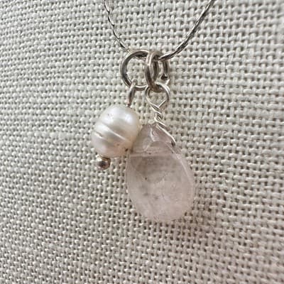 Vintage Y2K Rose Quartz Pearl Teardrop Pendant Necklace Silver Tone Jewelry - Thumbnail 6