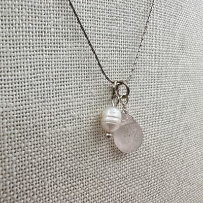 Vintage Y2K Rose Quartz Pearl Teardrop Pendant Necklace Silver Tone Jewelry - Thumbnail 3