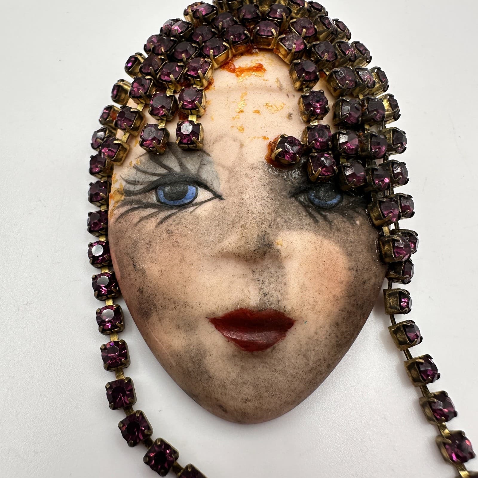 Vintage 80s Art Deco Face Brooch Pin Purple Rhinestone Statement Women's Jewelry - Thumbnail 4