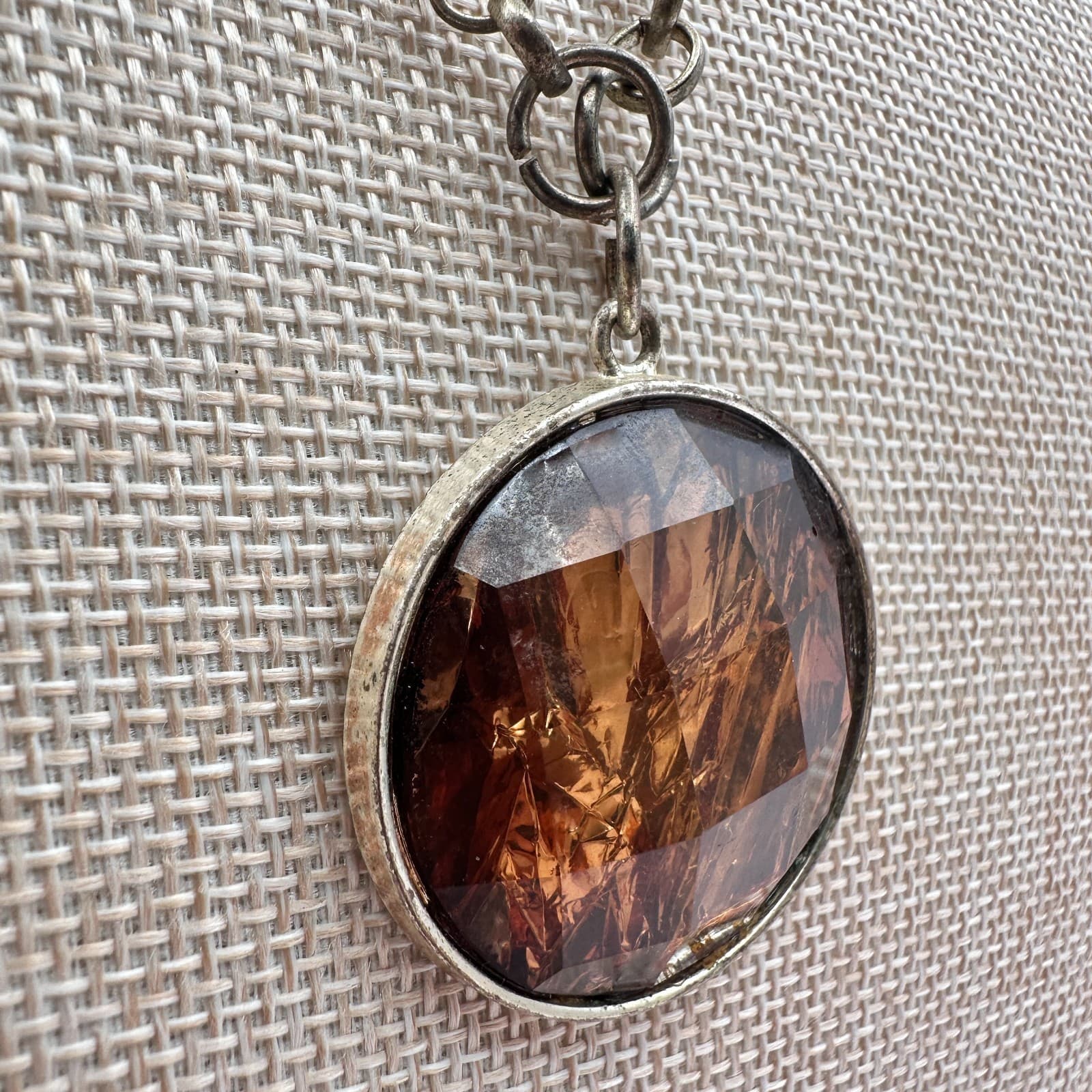 Vintage 90s Silver Tone Amber Foil Glass Round Pendant Necklace Women's Jewelry - Thumbnail 4