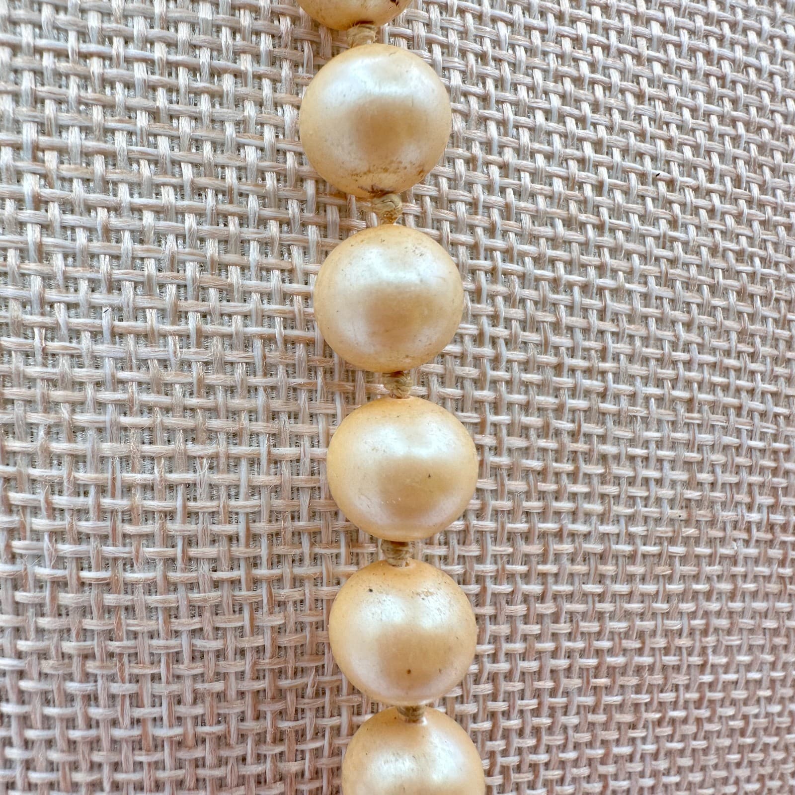 Vintage 90s Cream Faux Pearl Beaded Necklace Women's Classic Fashion Jewelry - Thumbnail 3