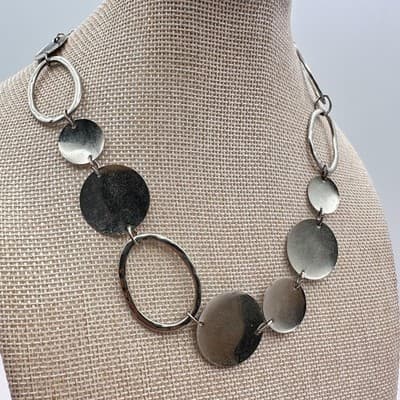Vintage 90s Silver Tone Disc Oval Link Necklace Statement Women's Jewelry - Thumbnail 2