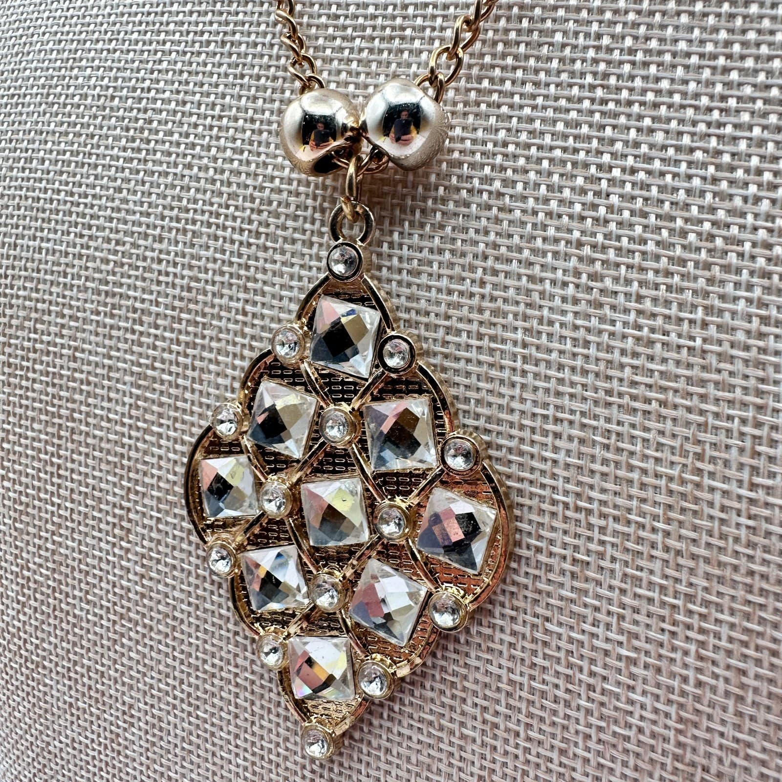 Vintage Y2K Gold Tone Clear Glass Pendant Necklace Women's Classic Jewelry - Thumbnail 7