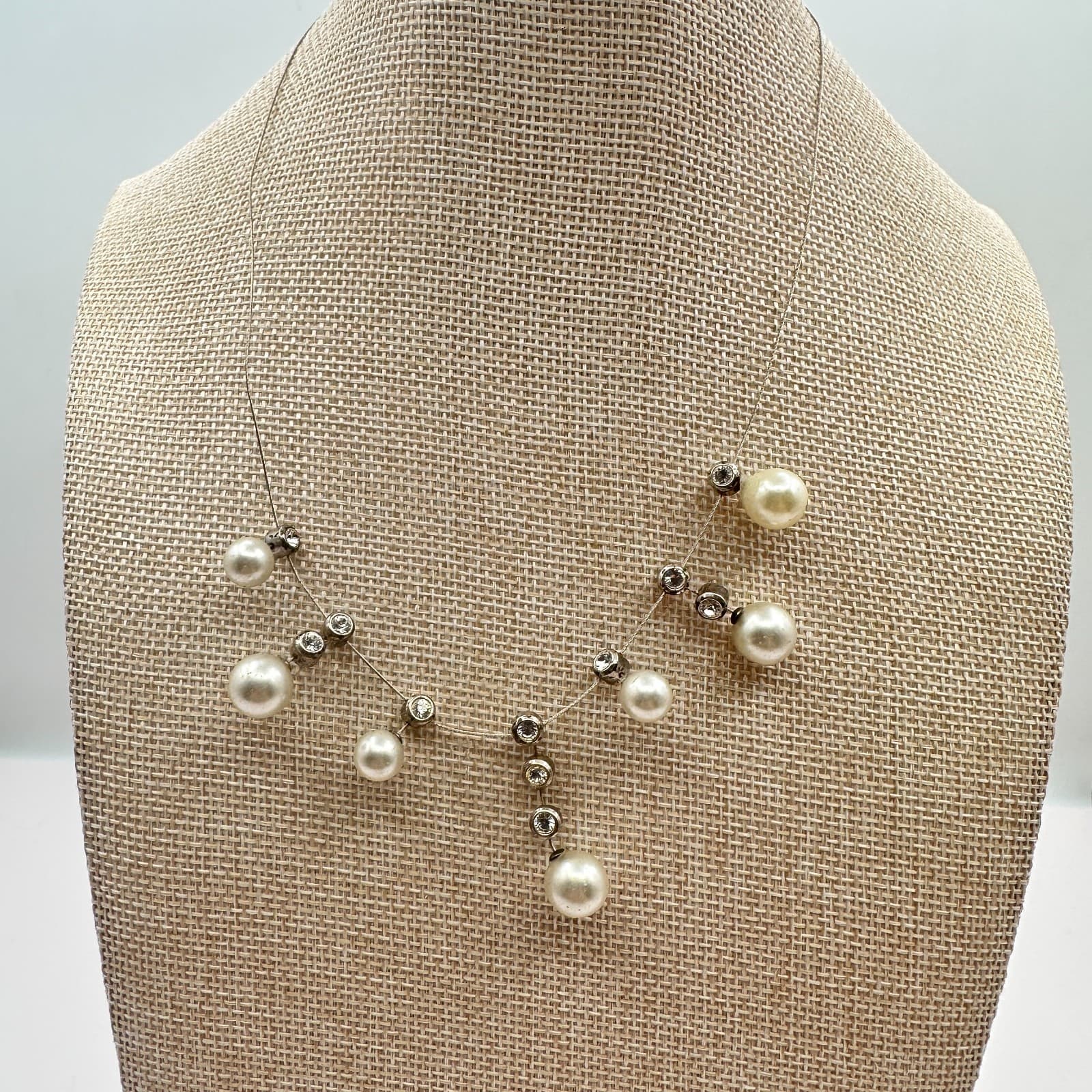 Vintage 90s Clear Glass Floating Faux Pearl Drop Silver Tone Y-Shape Necklace - Thumbnail 6