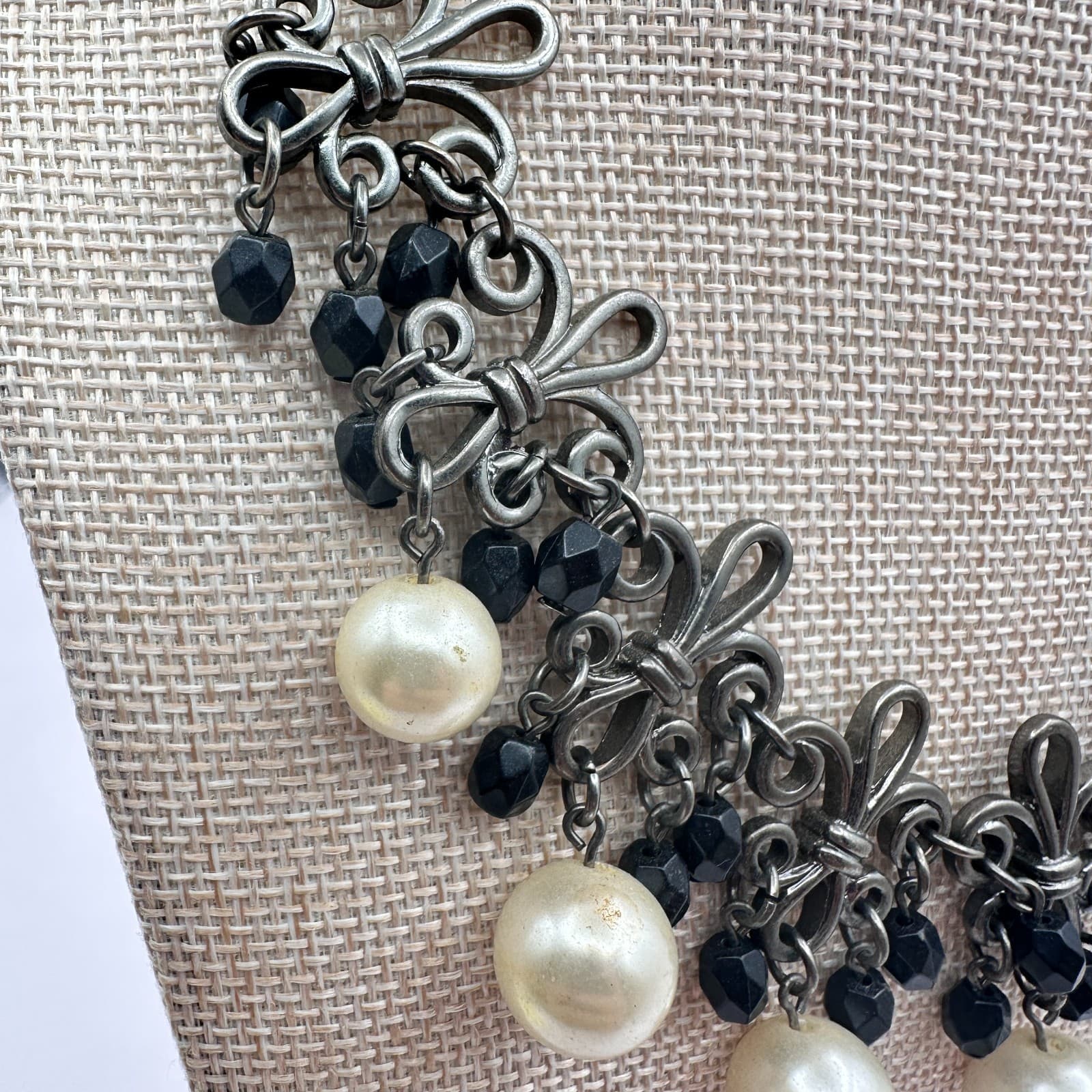 Vintage Y2K Black Onyx Beaded Faux Pearl Bib Necklace Gunmetal Filigree Jewelry - Thumbnail 3