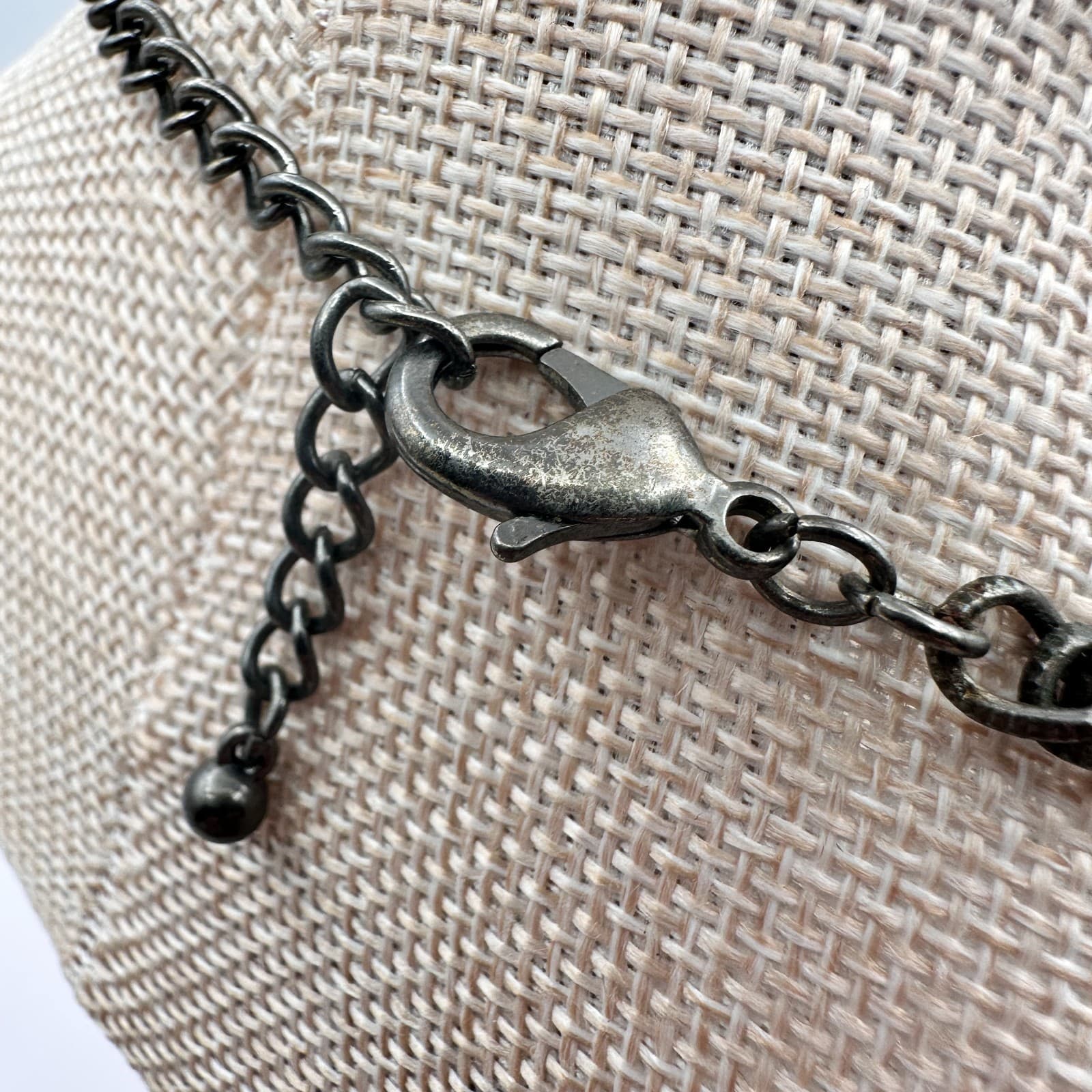 Vintage Y2K Black Onyx Beaded Faux Pearl Bib Necklace Gunmetal Filigree Jewelry - Thumbnail 6
