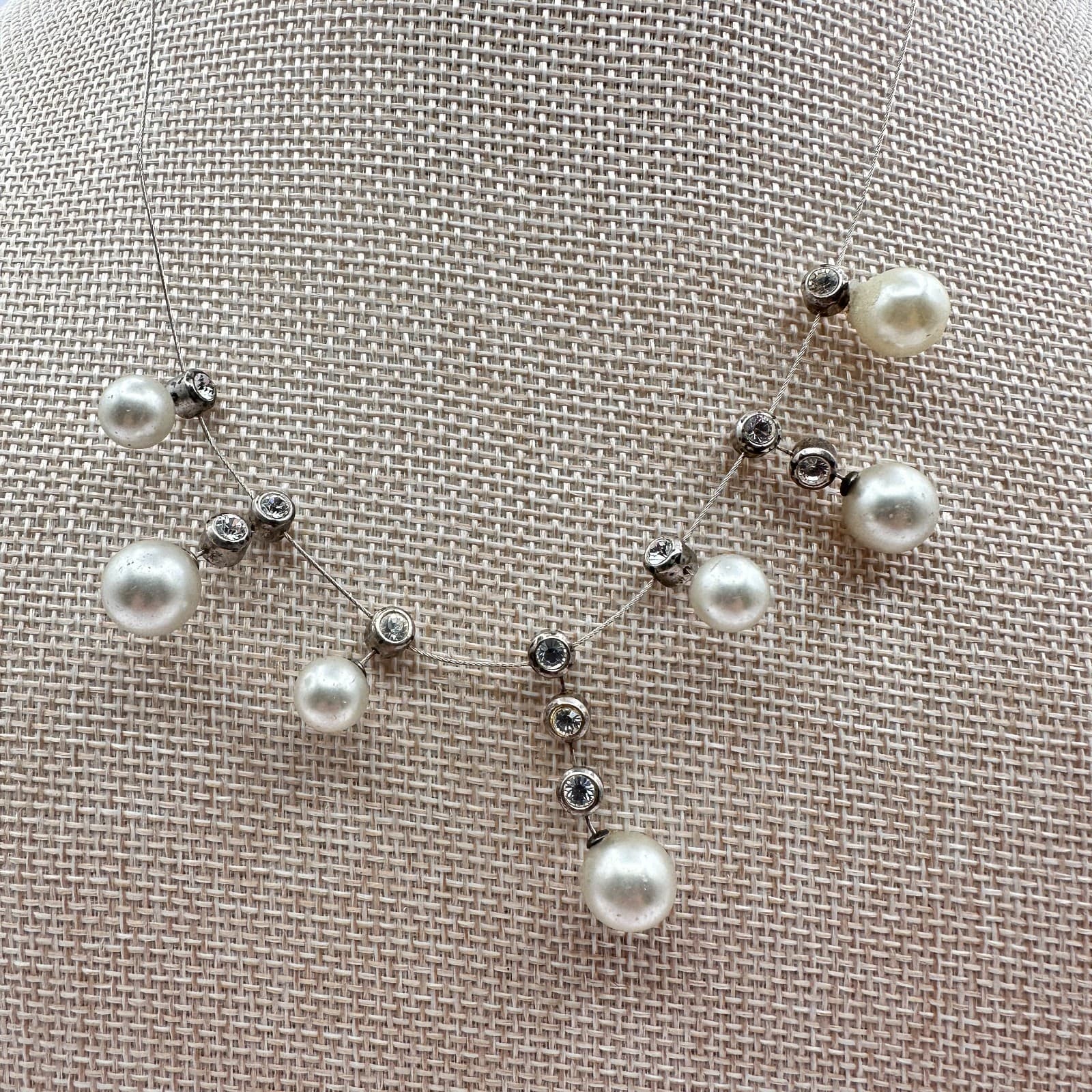 Vintage 90s Clear Glass Floating Faux Pearl Drop Silver Tone Y-Shape Necklace - Thumbnail 2
