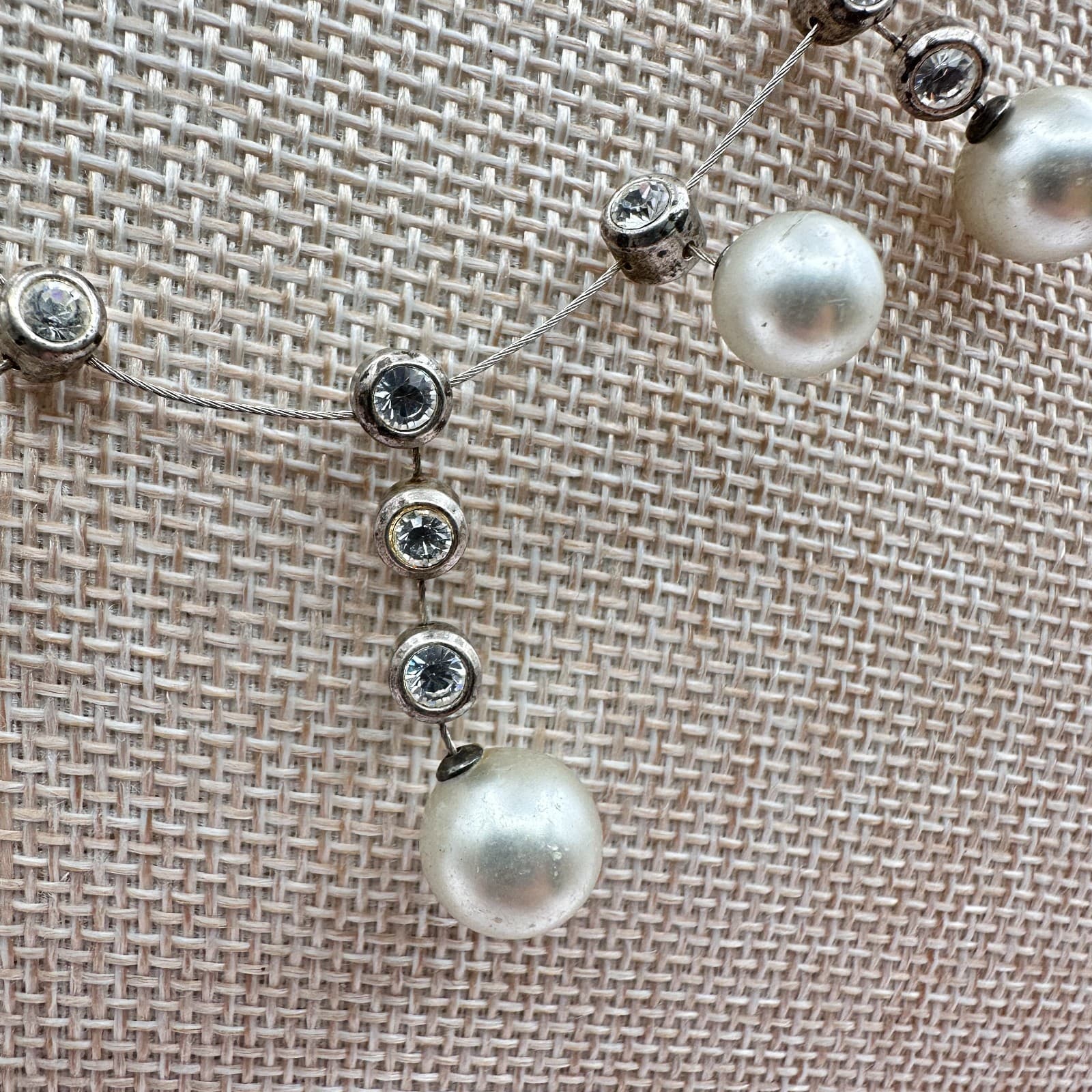 Vintage 90s Clear Glass Floating Faux Pearl Drop Silver Tone Y-Shape Necklace - Thumbnail 4