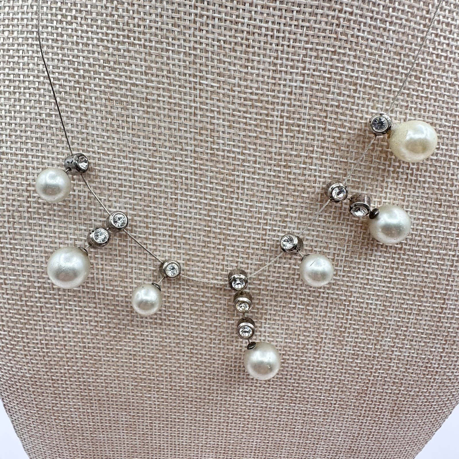 Vintage 90s Clear Glass Floating Faux Pearl Drop Silver Tone Y-Shape Necklace - Thumbnail 3