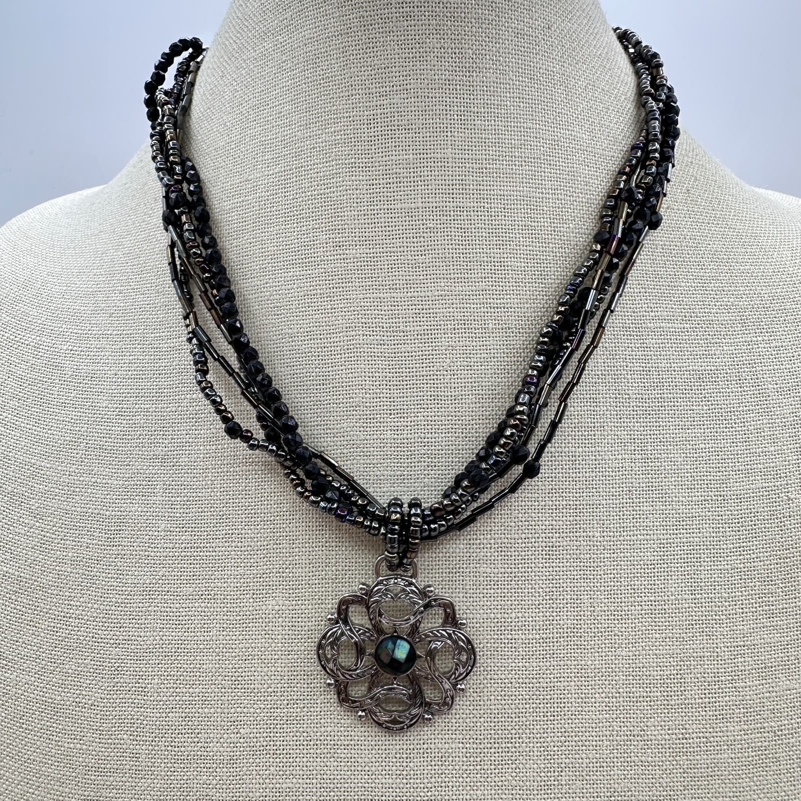 Vintage 90s Silver Tone Multi-Strand Beaded Open Floral Pendant Necklace Jewelry - Thumbnail 7