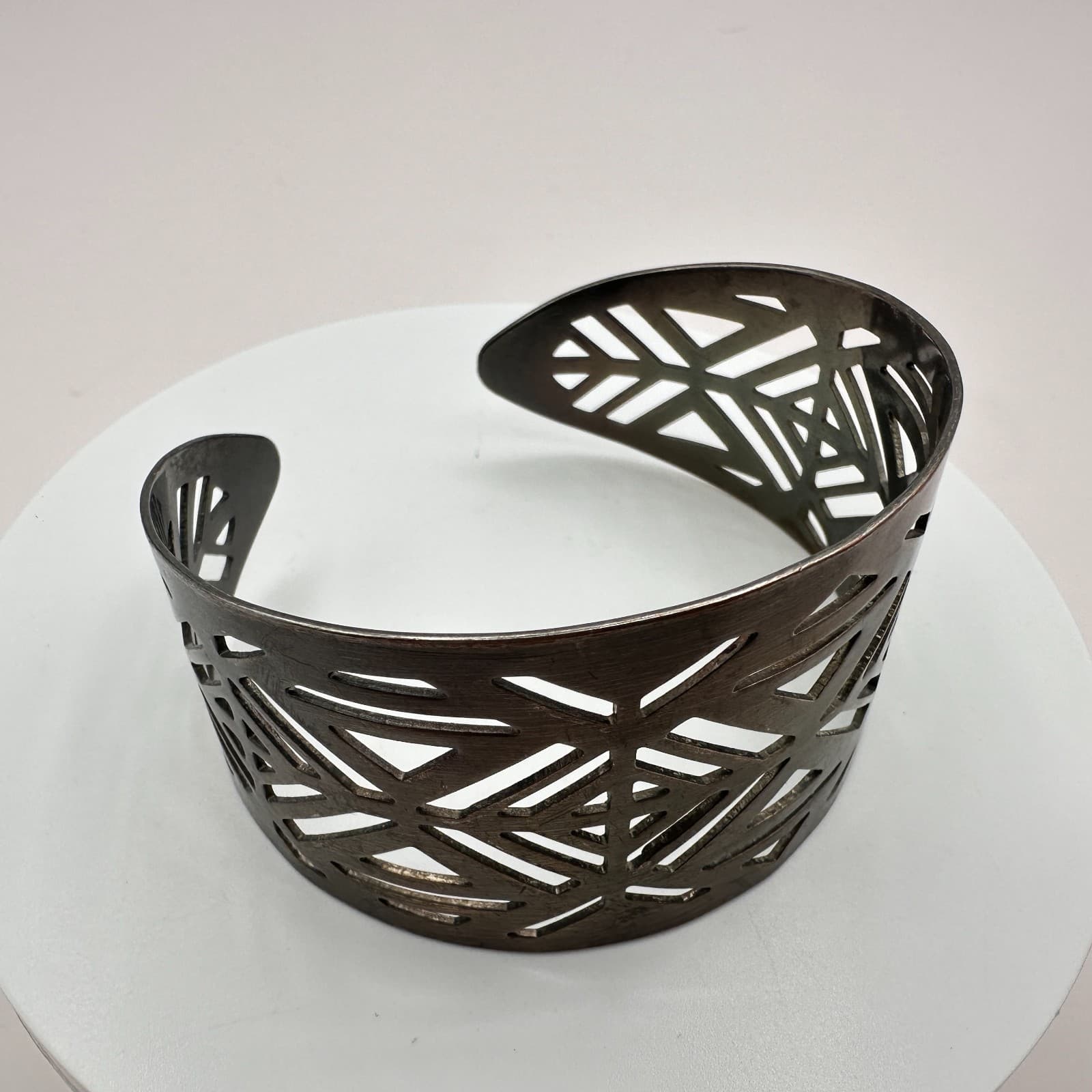 Vintage 80s Silver Tone Cutout Cuff Bracelet Geometric Wide Statement Jewelry - Thumbnail 4