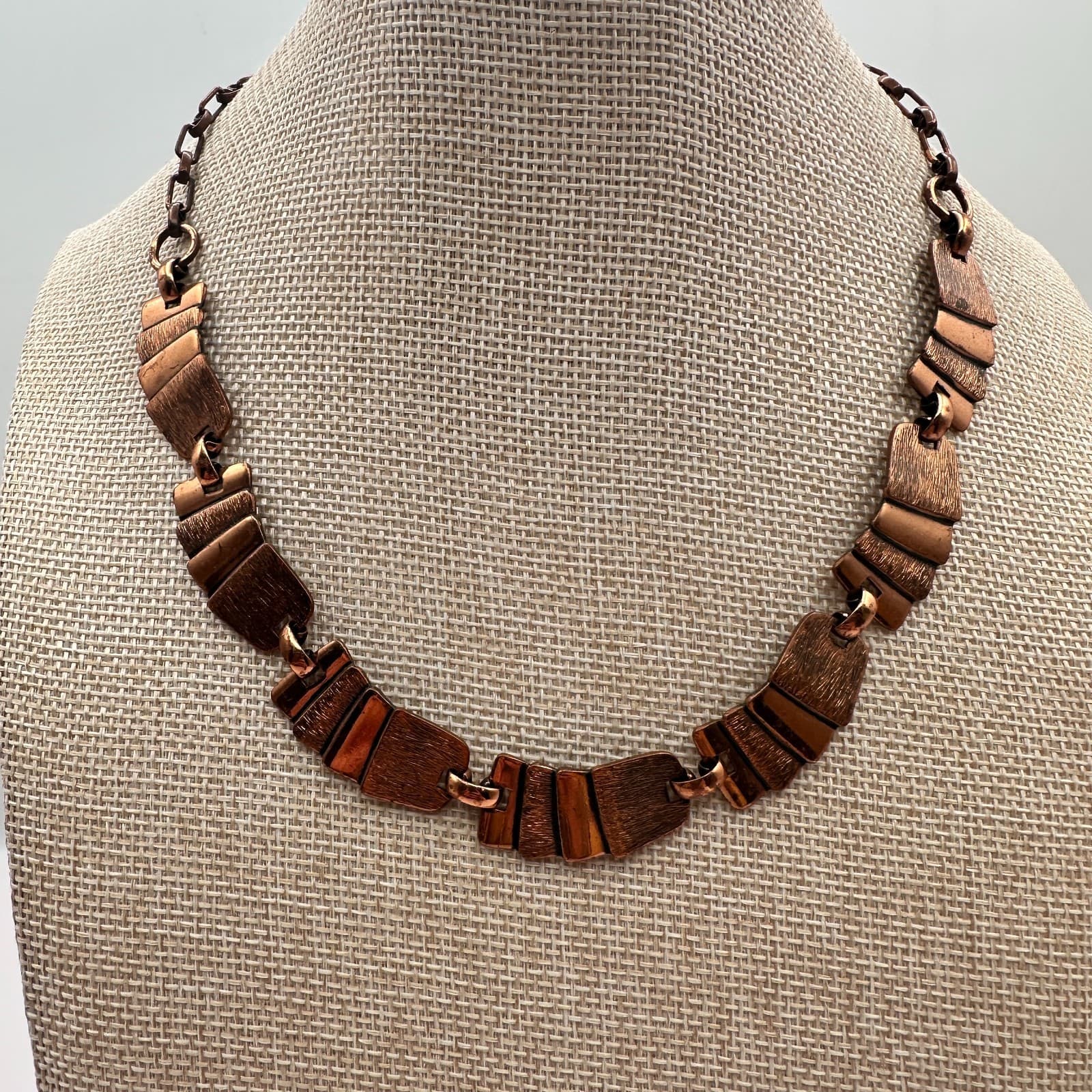 Vintage 90s Copper Tone Textured Panel Collar Necklace Boho Women's Jewelry - Thumbnail 3