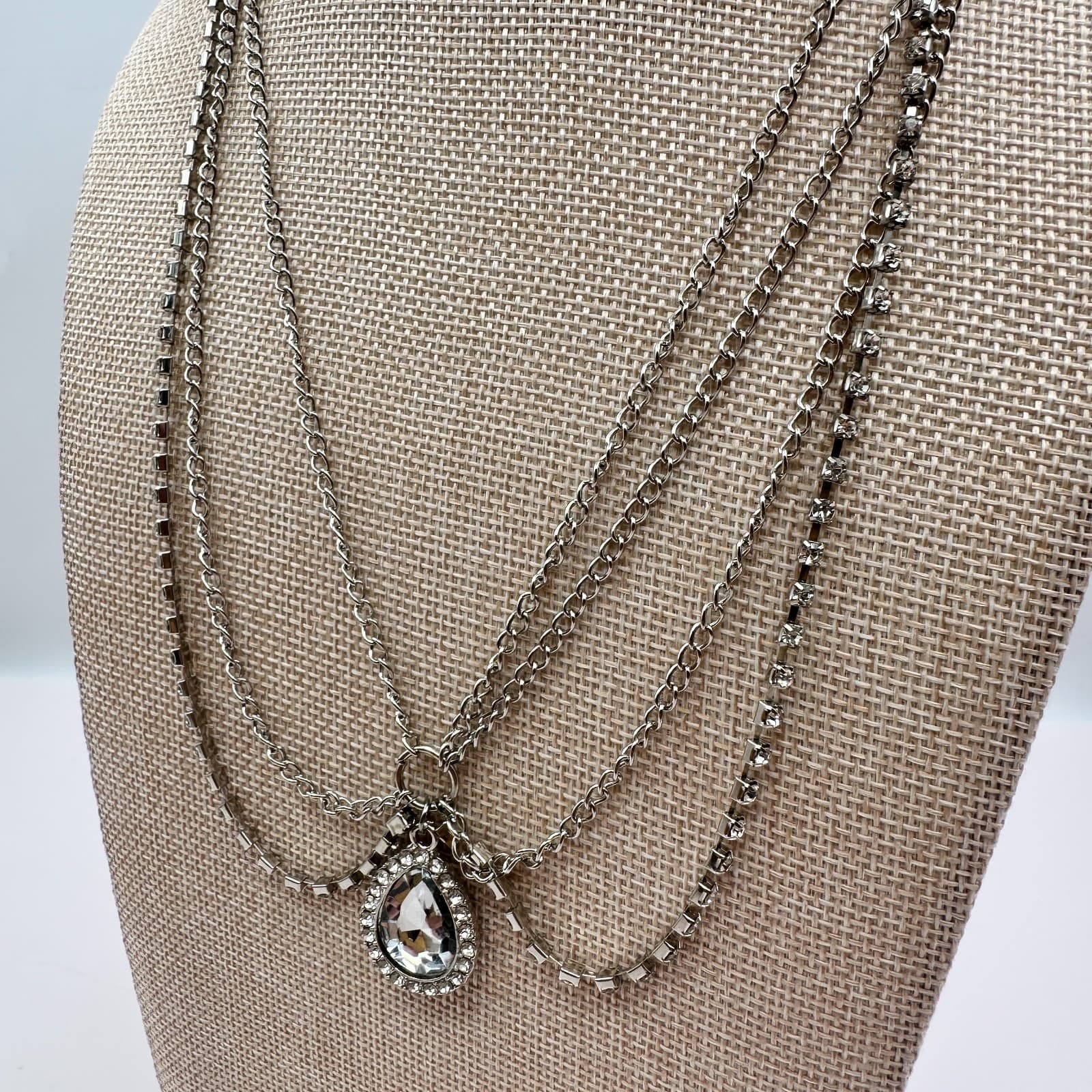 Vintage 90s Silver Stranded Draped Chain Necklace Rhinestone Teardrop Jewelry - Thumbnail 7