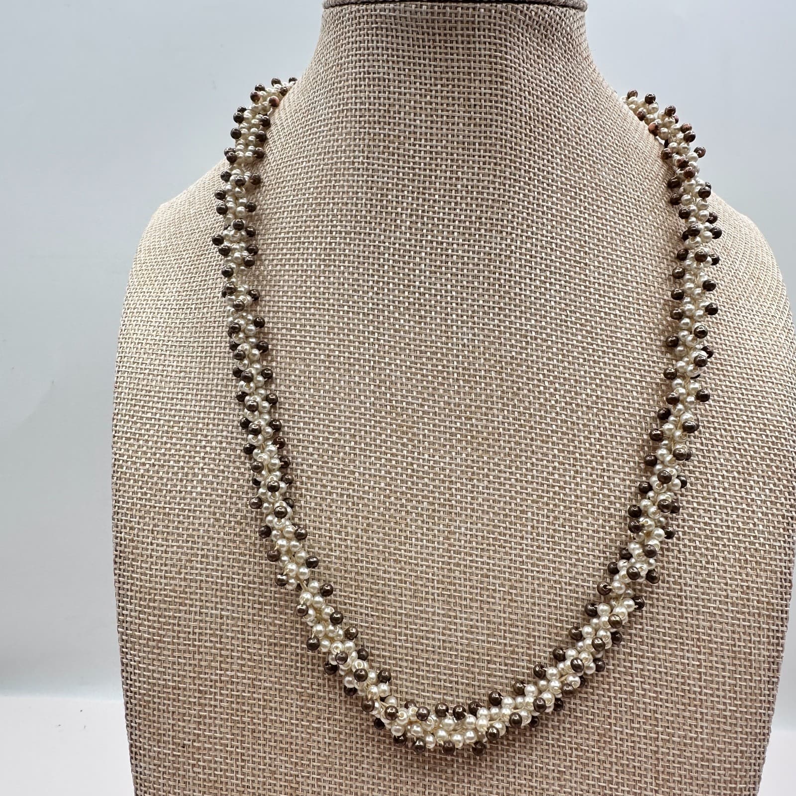 Vintage 90s Twisted Faux Pearl Bead Necklace Boho Statement Fashion Jewelry - Thumbnail 6