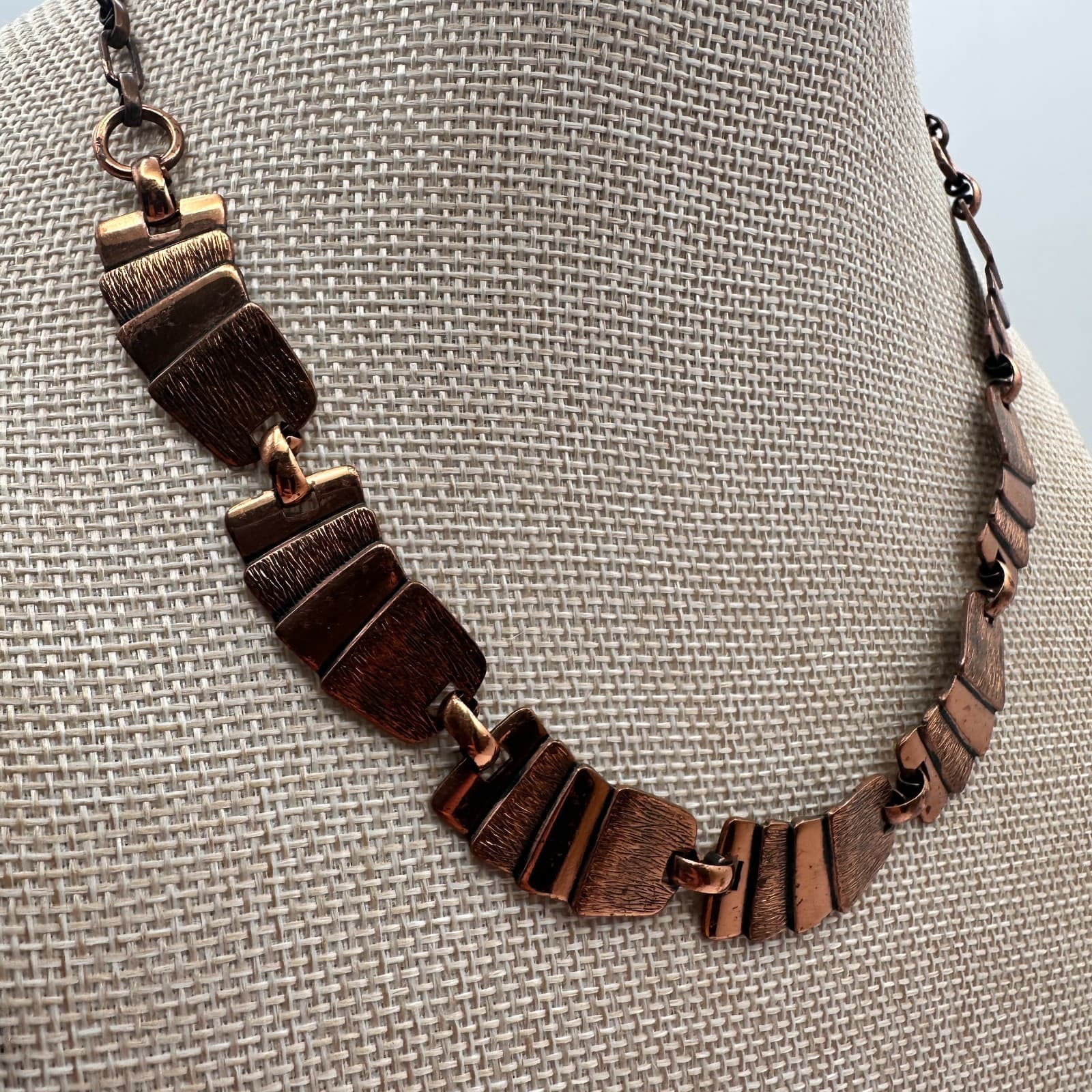 Vintage 90s Copper Tone Textured Panel Collar Necklace Boho Women's Jewelry - Thumbnail 4