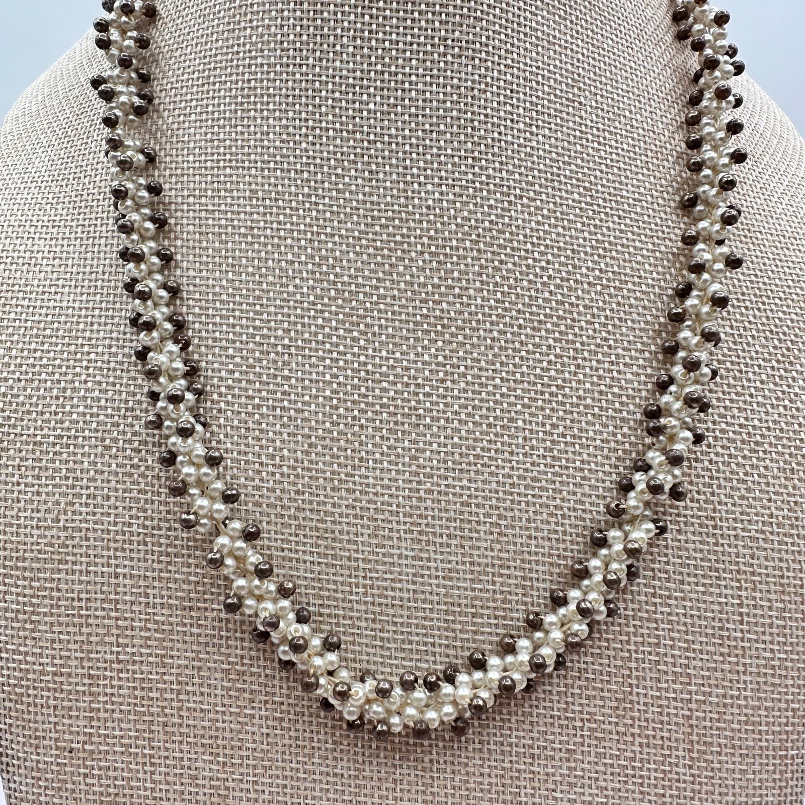 Vintage 90s Twisted Faux Pearl Bead Necklace Boho Statement Fashion Jewelry - Thumbnail 2