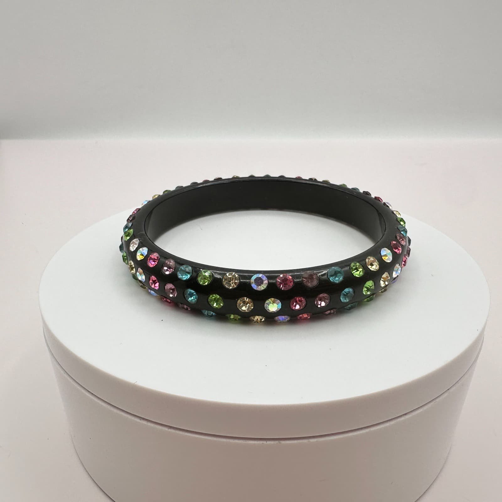 Vintage 80s Black Bangle Bracelet Multicolor Glass Inset Classic Fashion Jewelry - Thumbnail 5