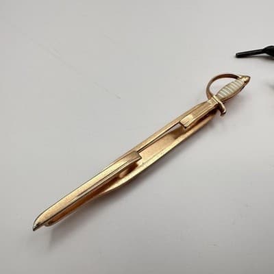 Vintage 90s Men's Tie Clip Bar Clasp Lot Gold Silver Tone Novelty Sword Jewelry - Thumbnail 6