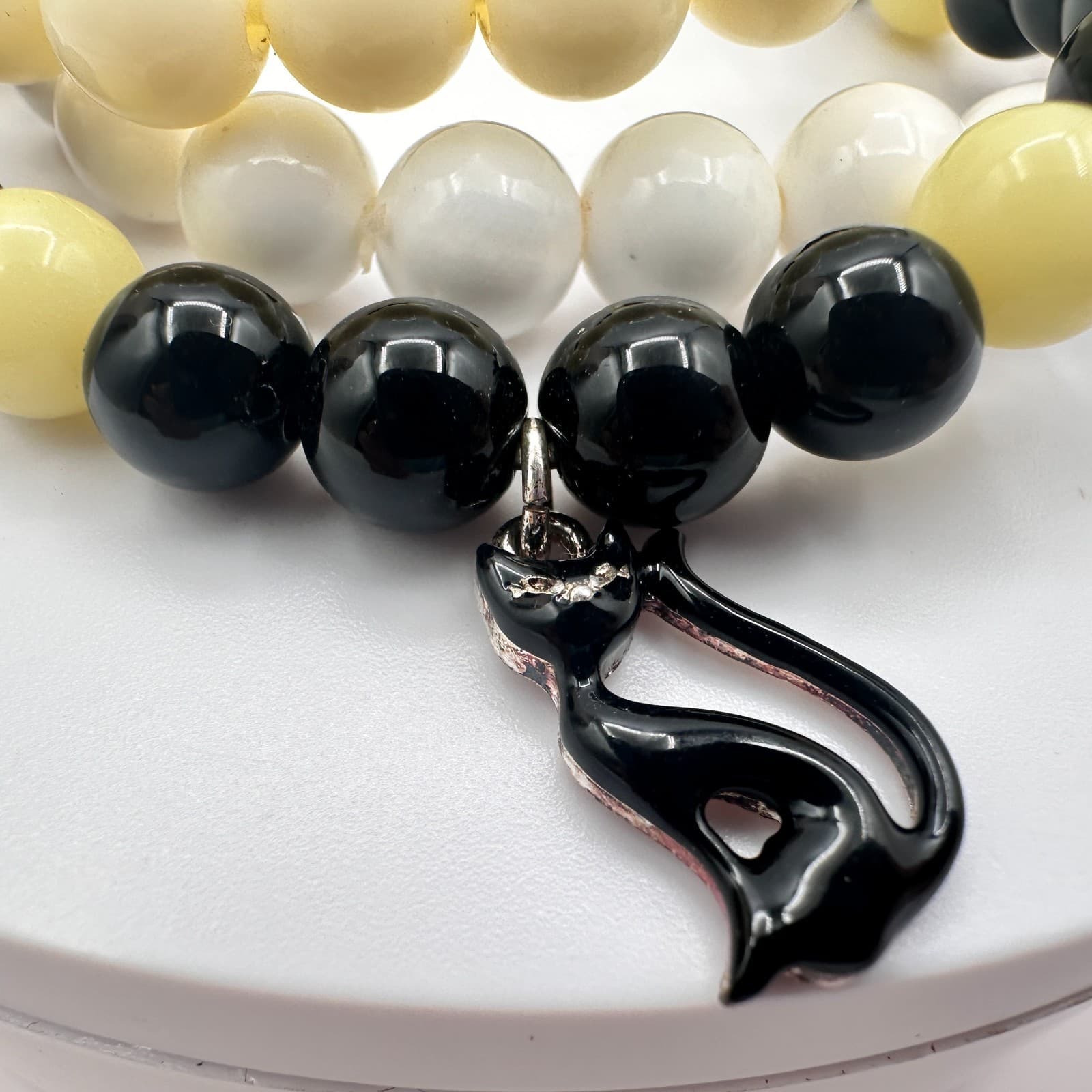 Vintage 90s Black Enameled Cat Charm Glass Bead Stretch Bracelet Set Jewelry - Thumbnail 5